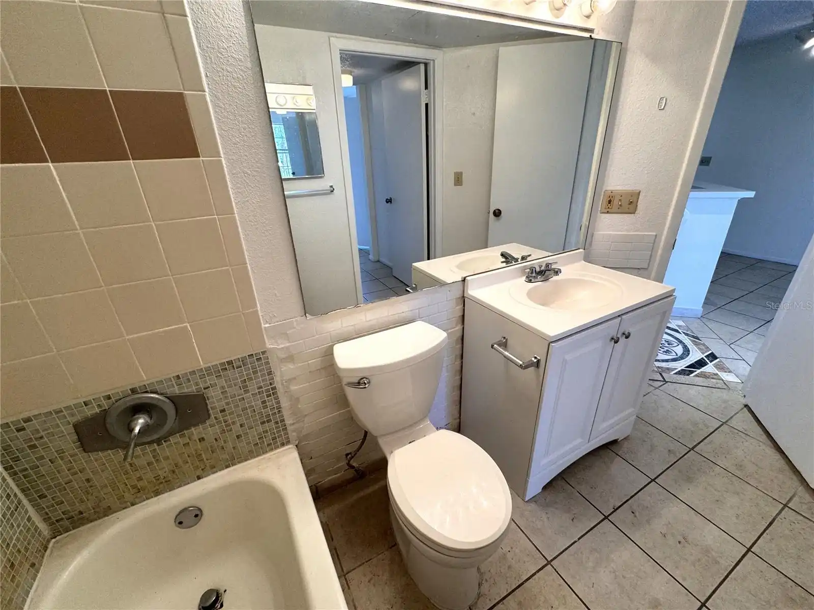 Listing Photo 8