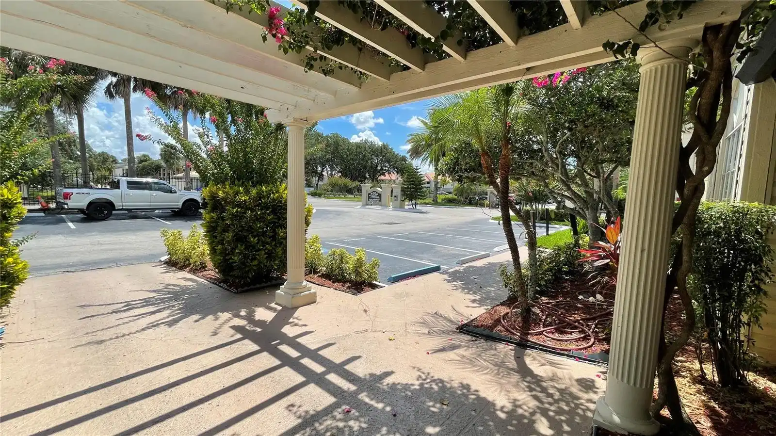 Listing Photo 14
