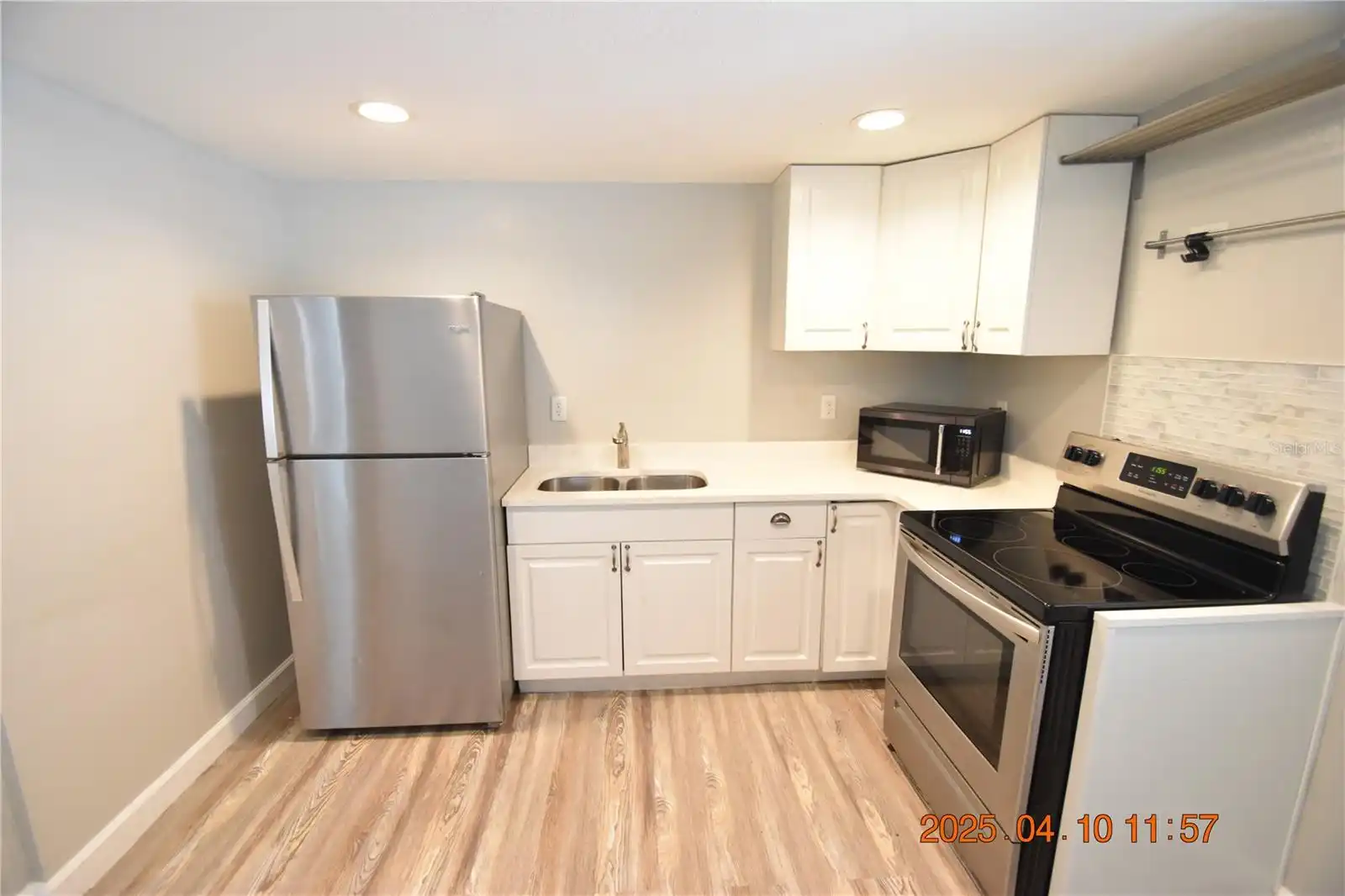 Listing Photo 11