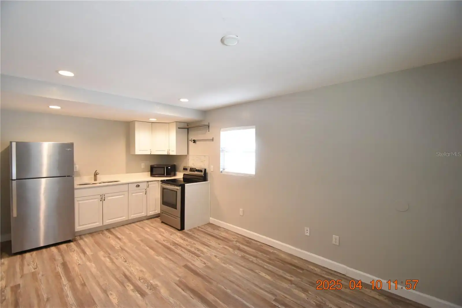 Listing Photo 7