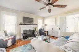 Listing Photo 8