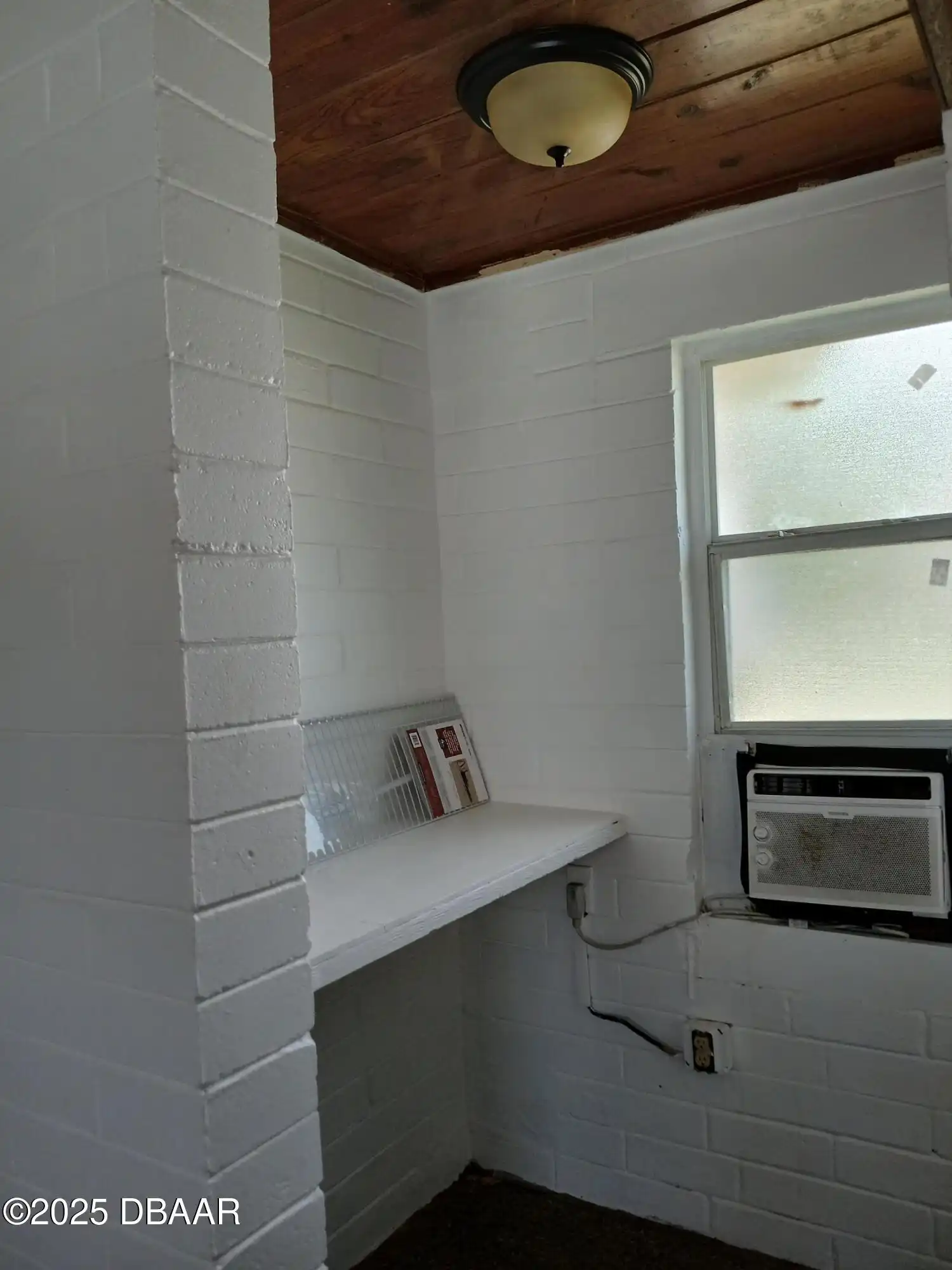 Listing Photo 7