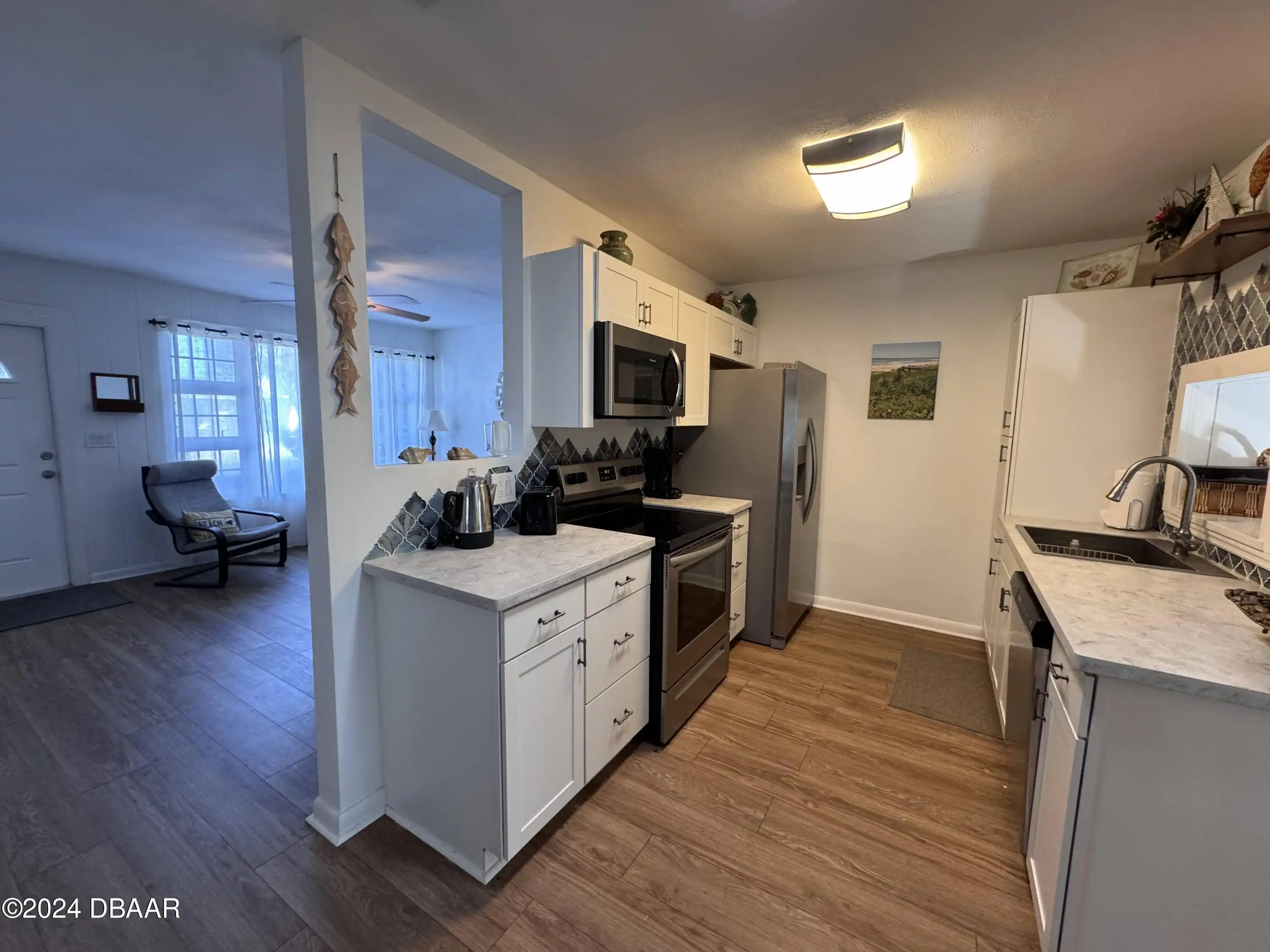 Listing Photo 11