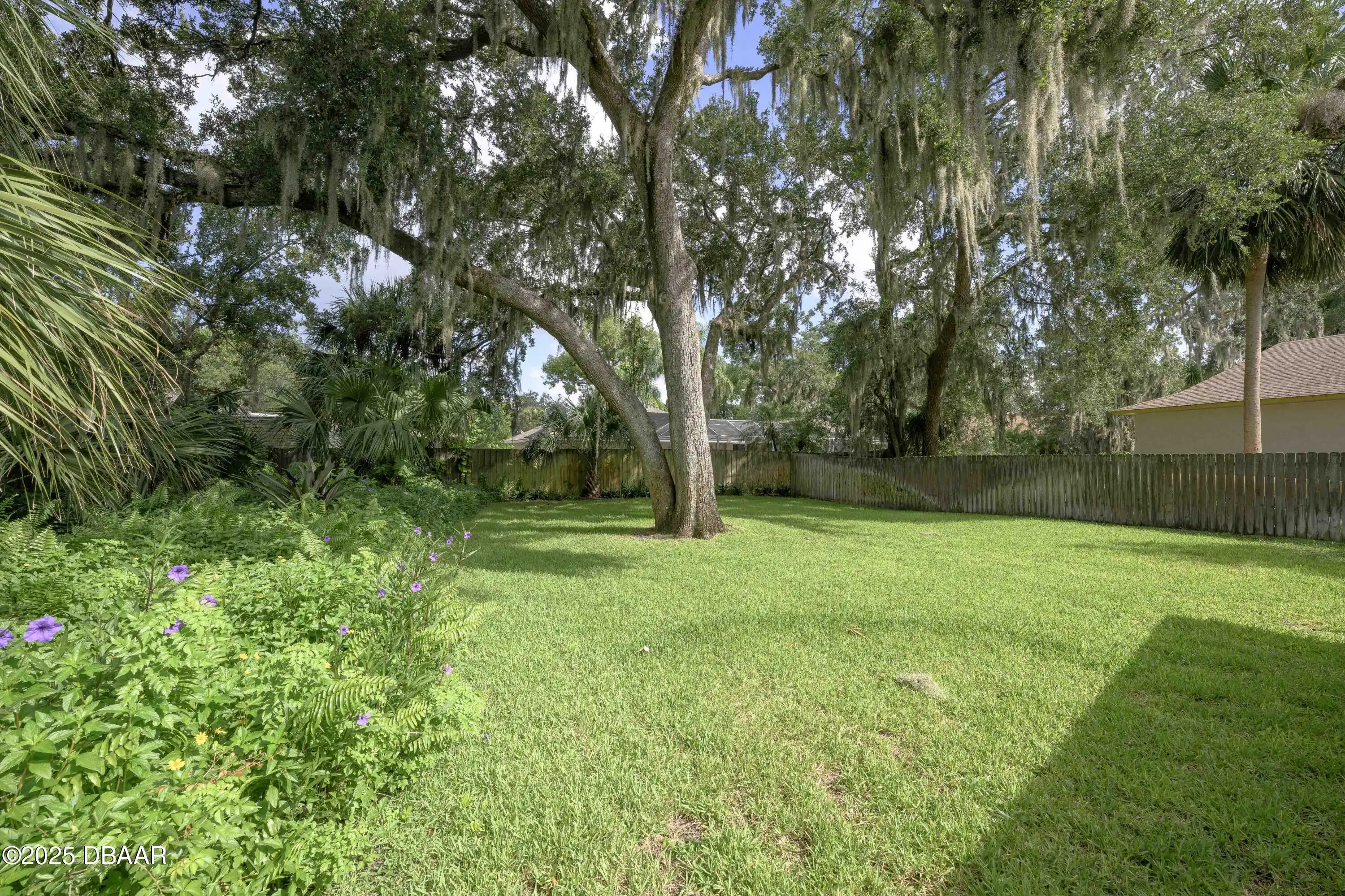 Listing Photo 14