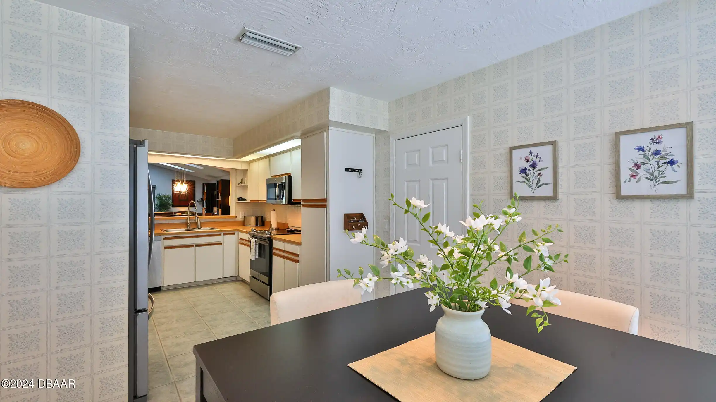 Listing Photo 16