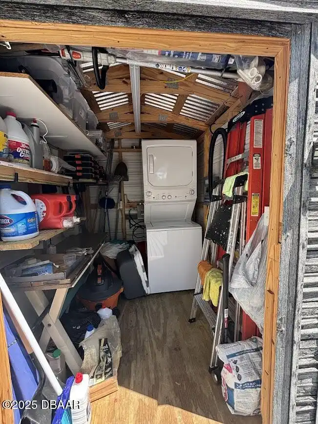 Listing Photo 12