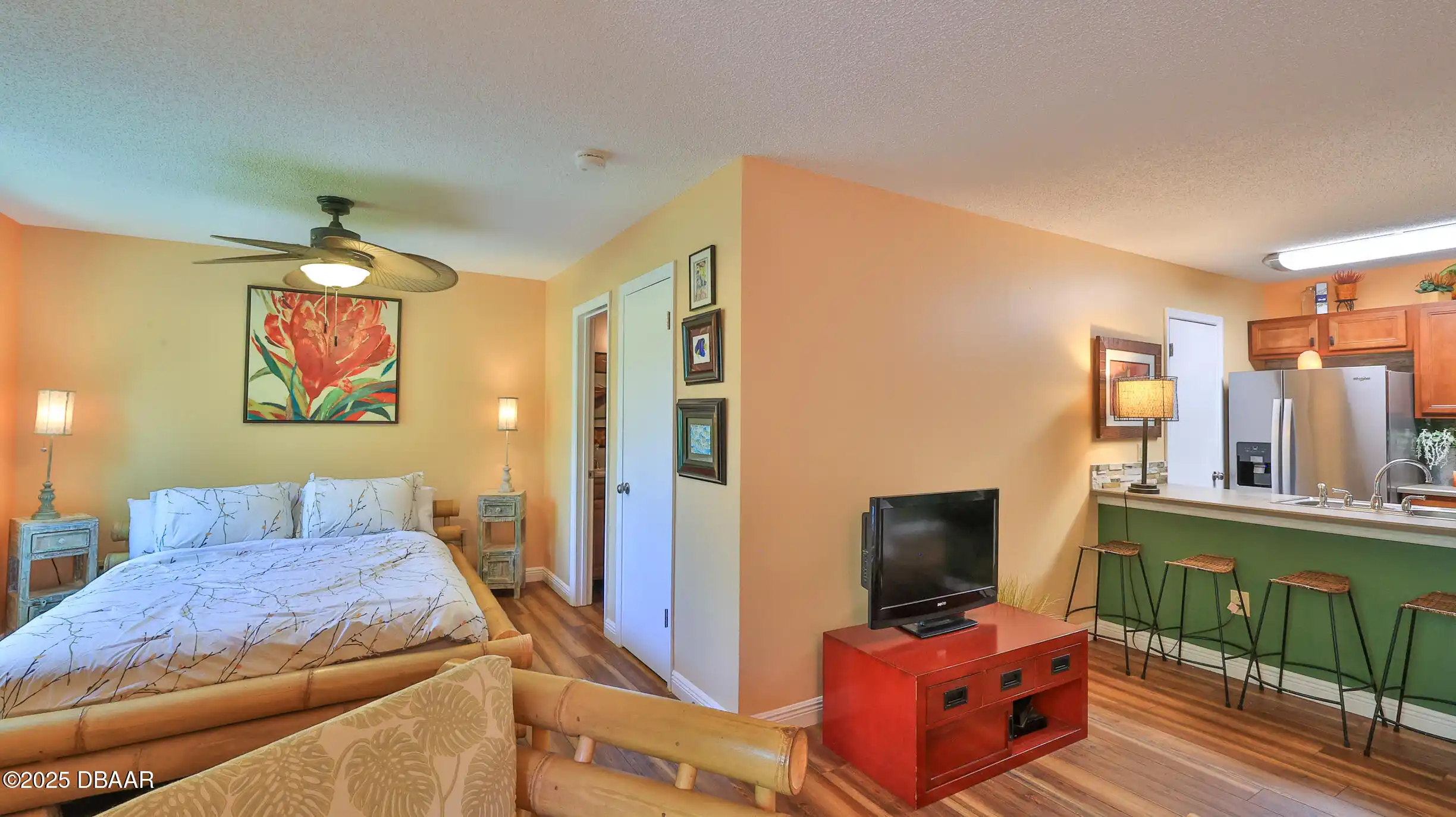 Listing Photo 6