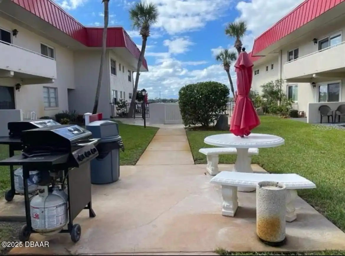 Listing Photo 16