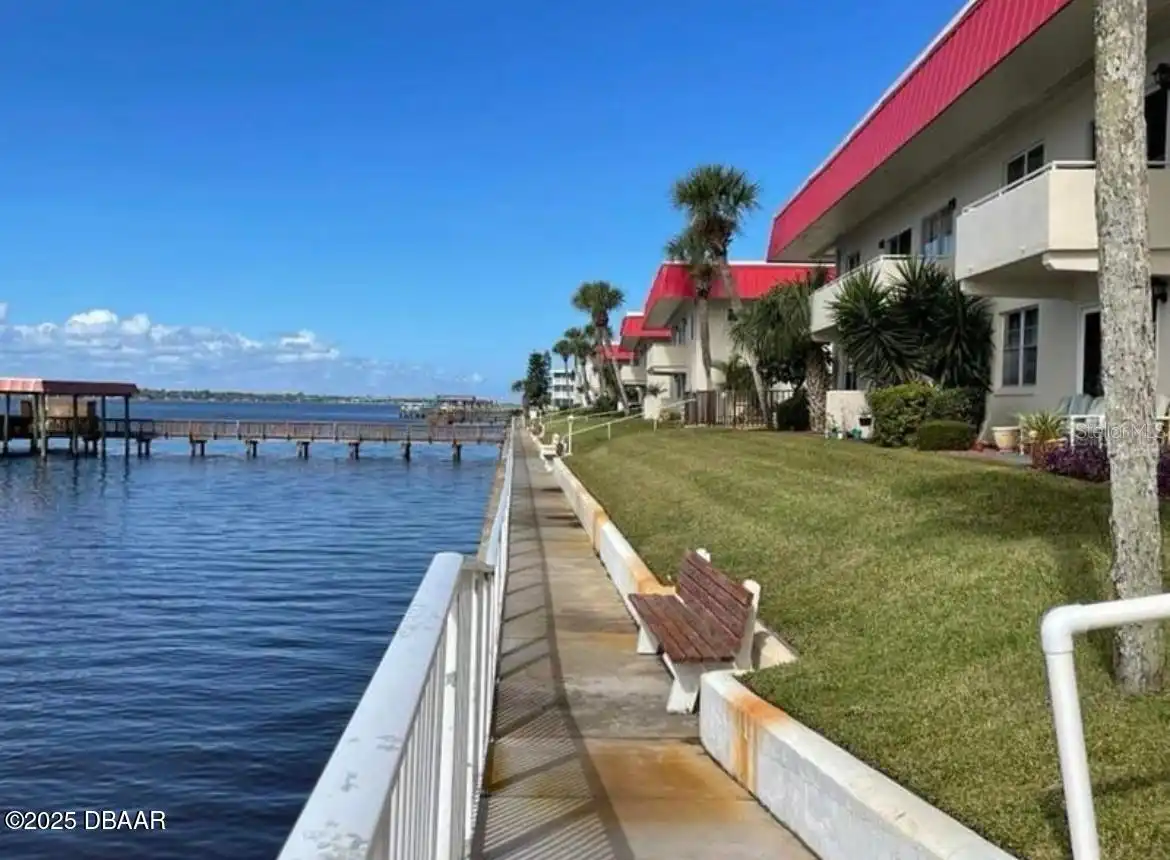 Listing Photo 18
