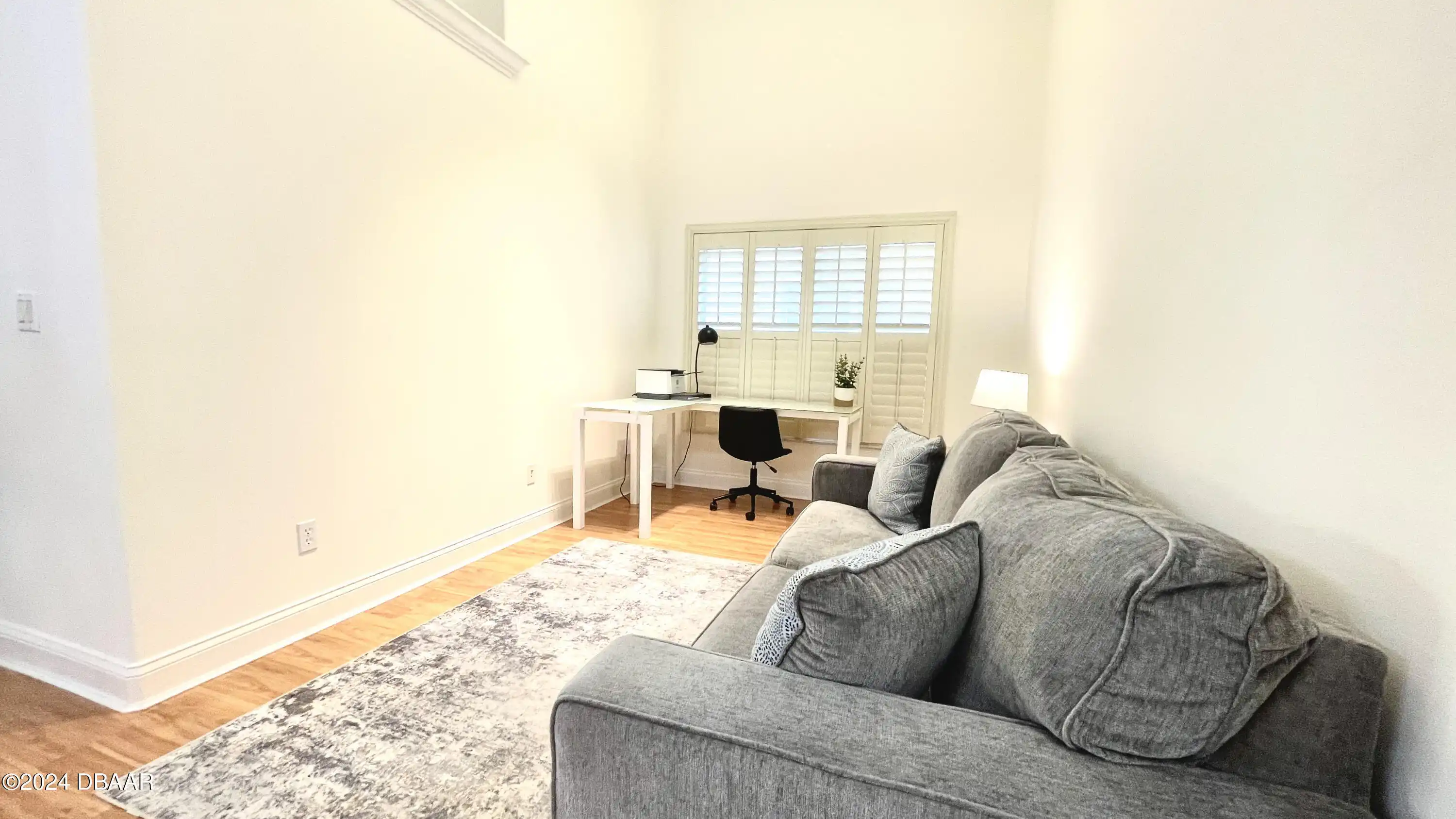 Listing Photo 9
