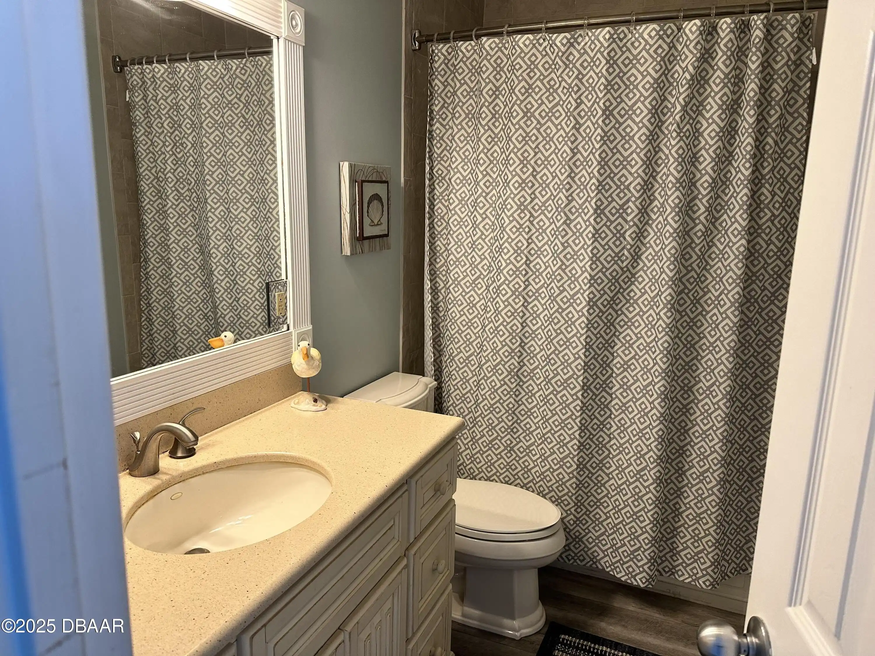 Listing Photo 11
