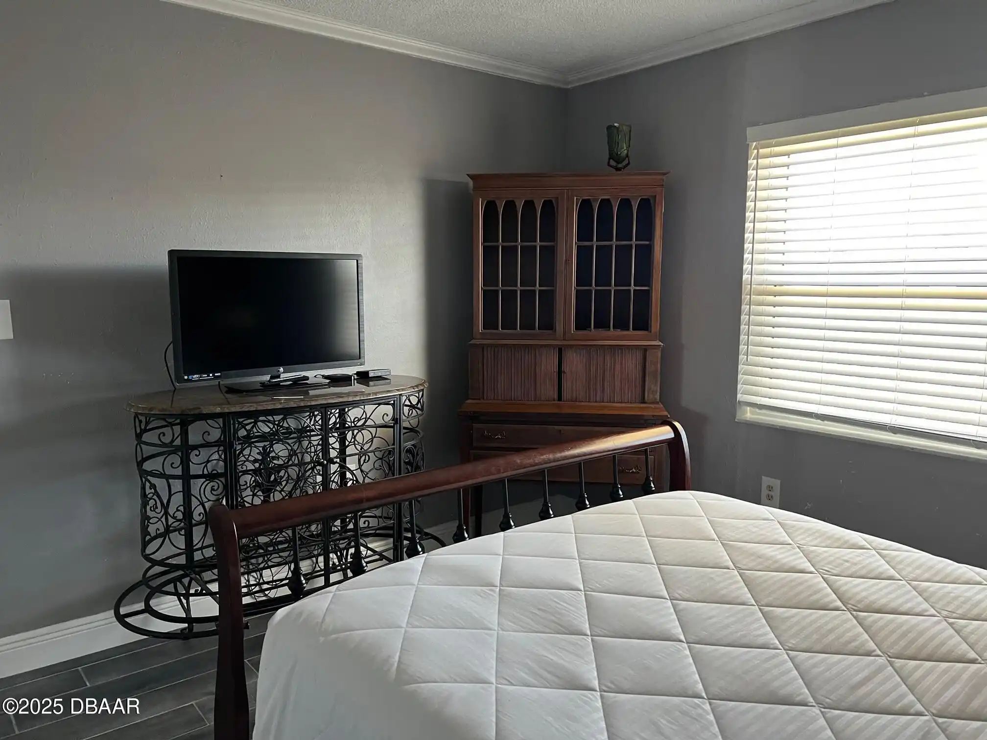 Listing Photo 17
