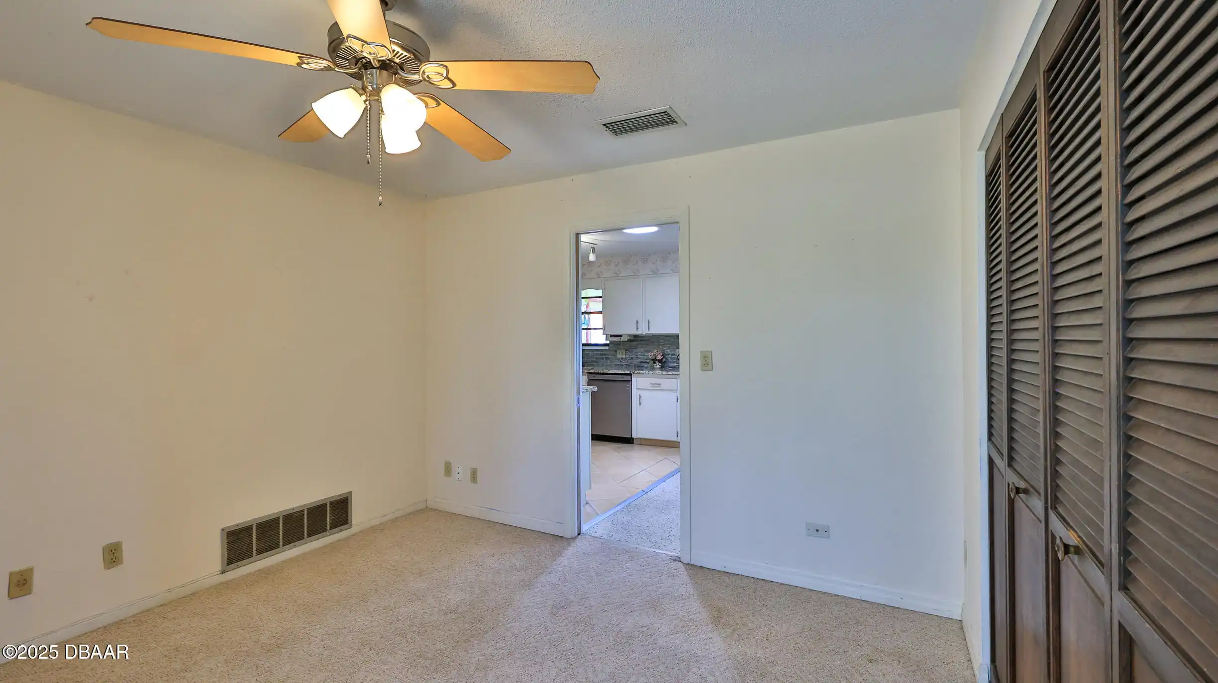 Listing Photo 24