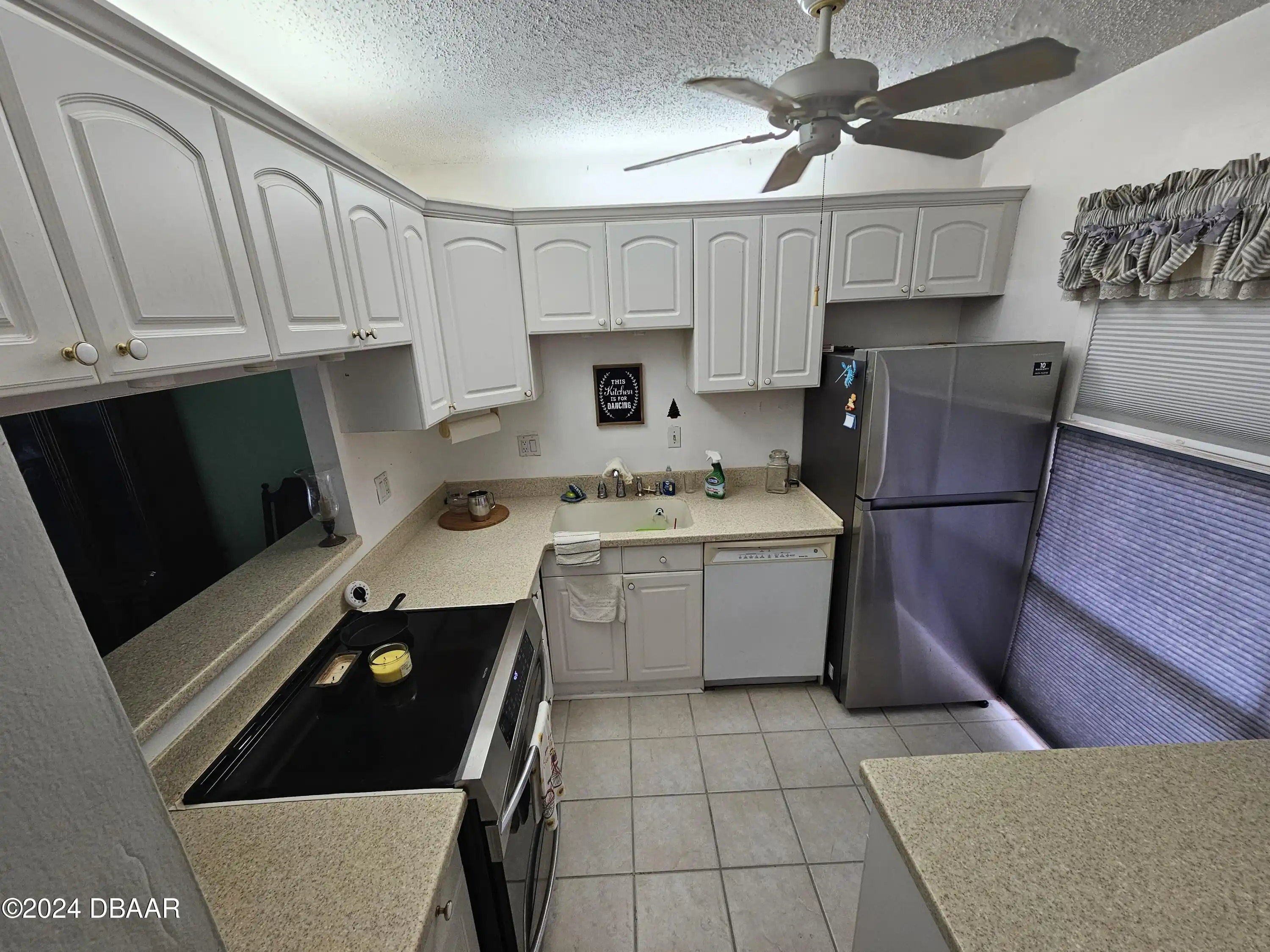 Listing Photo 14