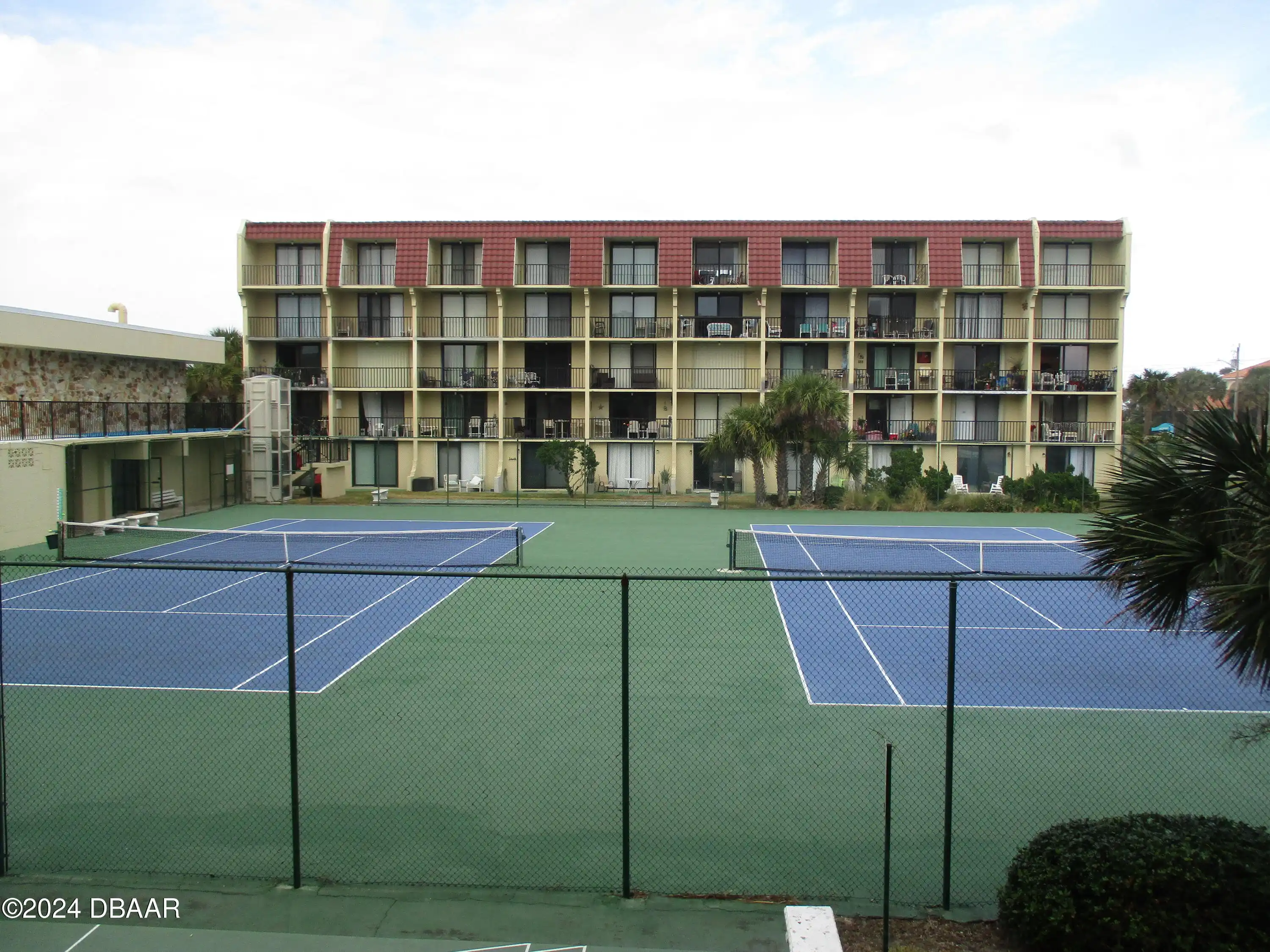 Listing Photo 12