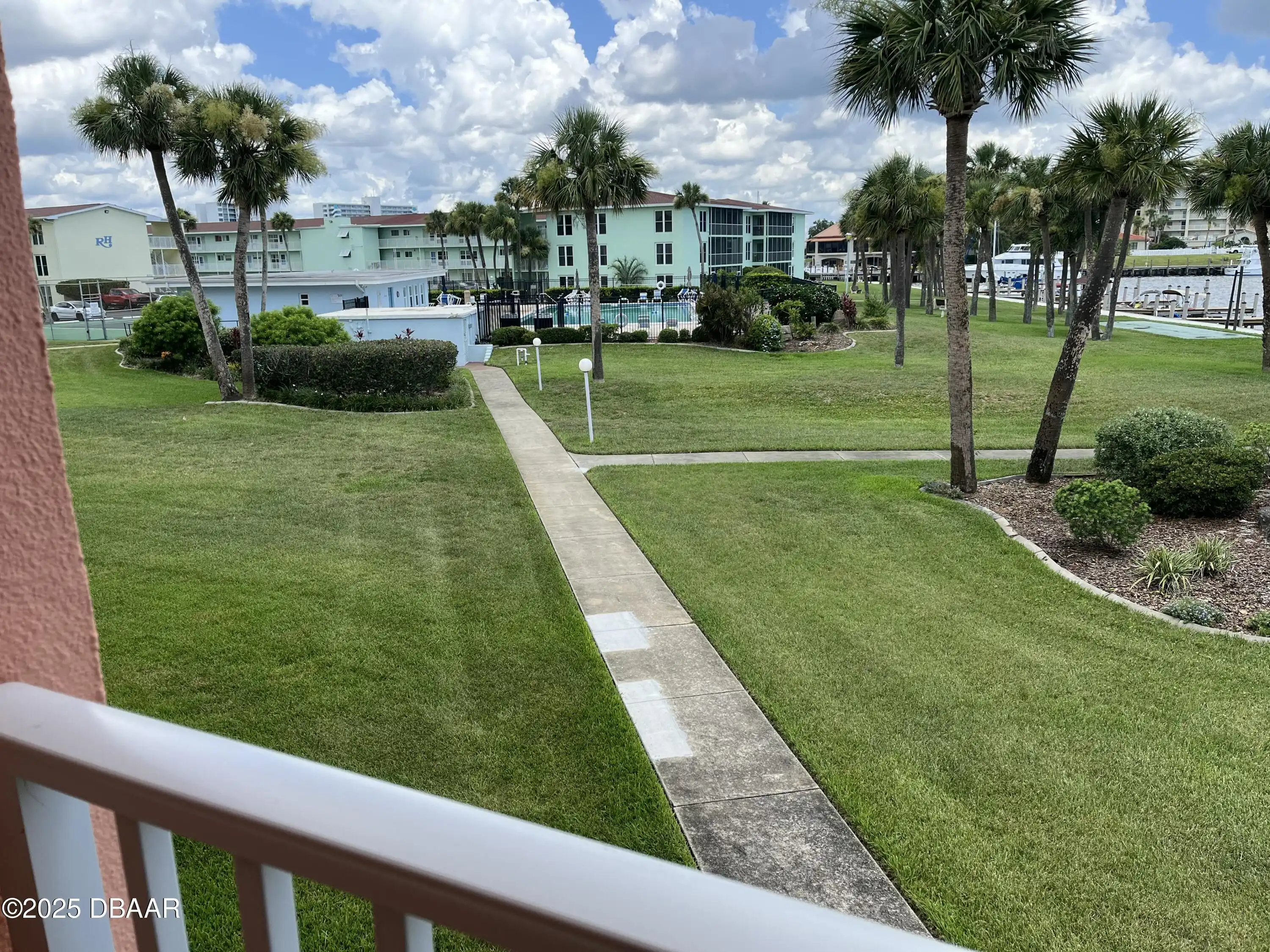 Listing Photo 17