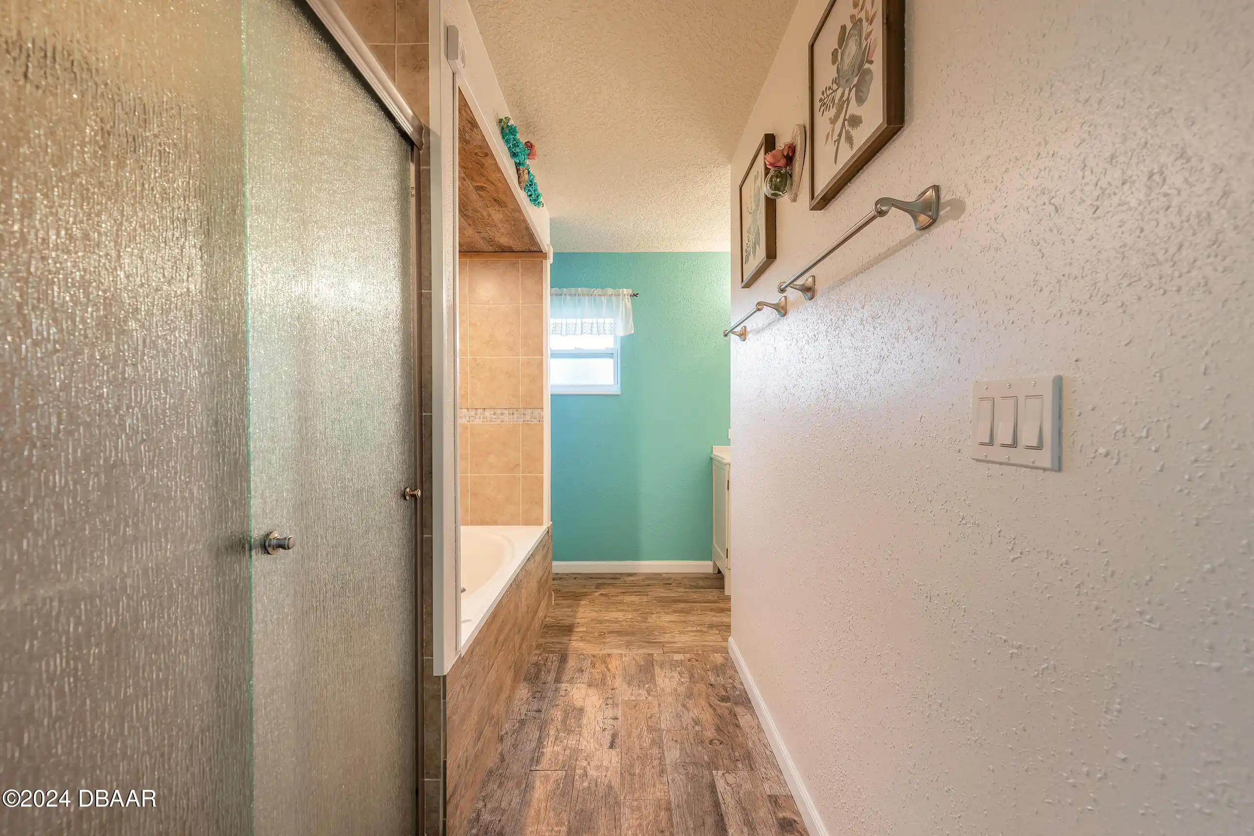 Listing Photo 16