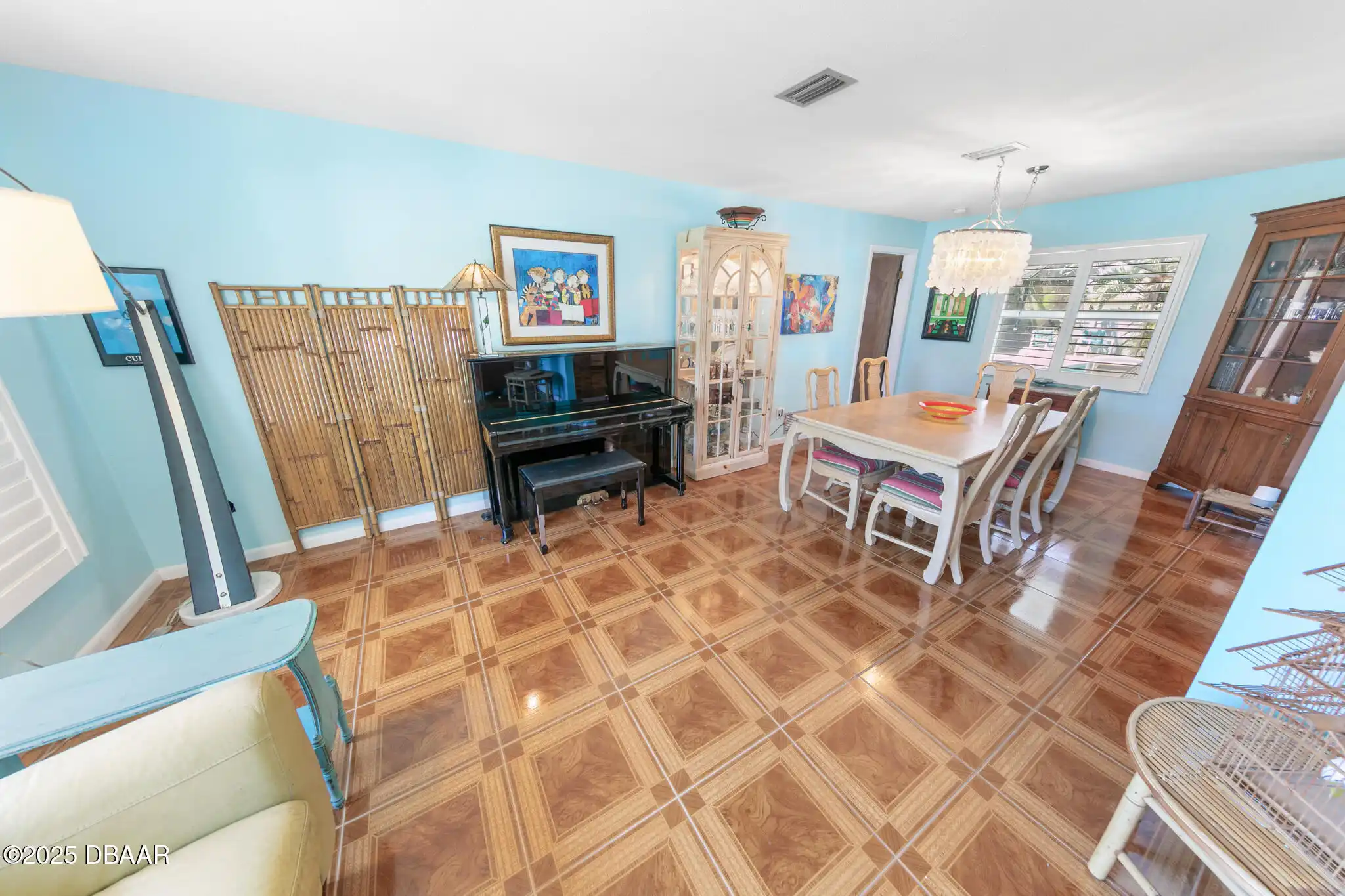 Listing Photo 14