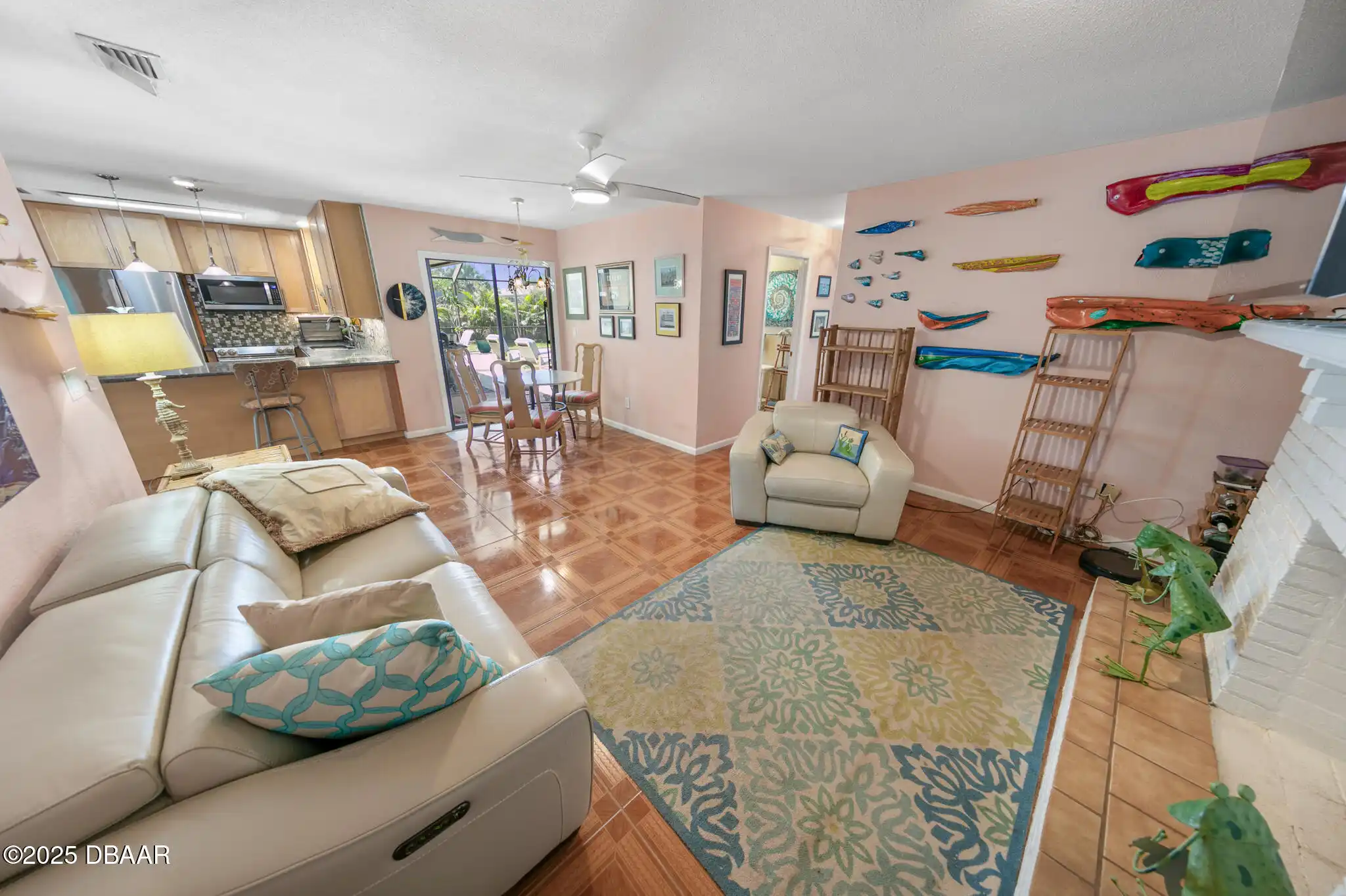 Listing Photo 11