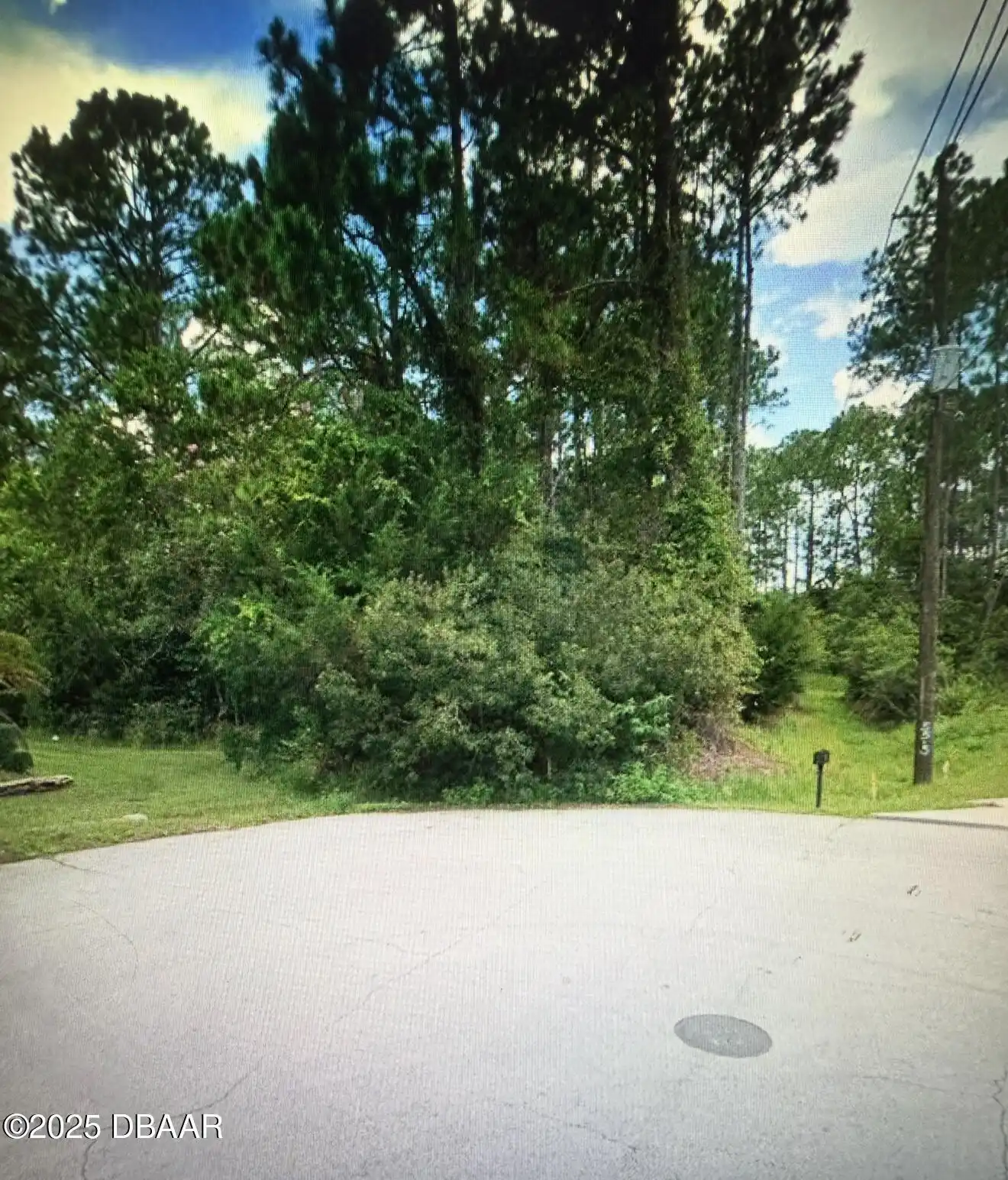 Listing Photo 12