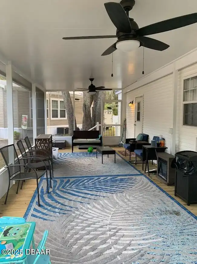 Listing Photo 10