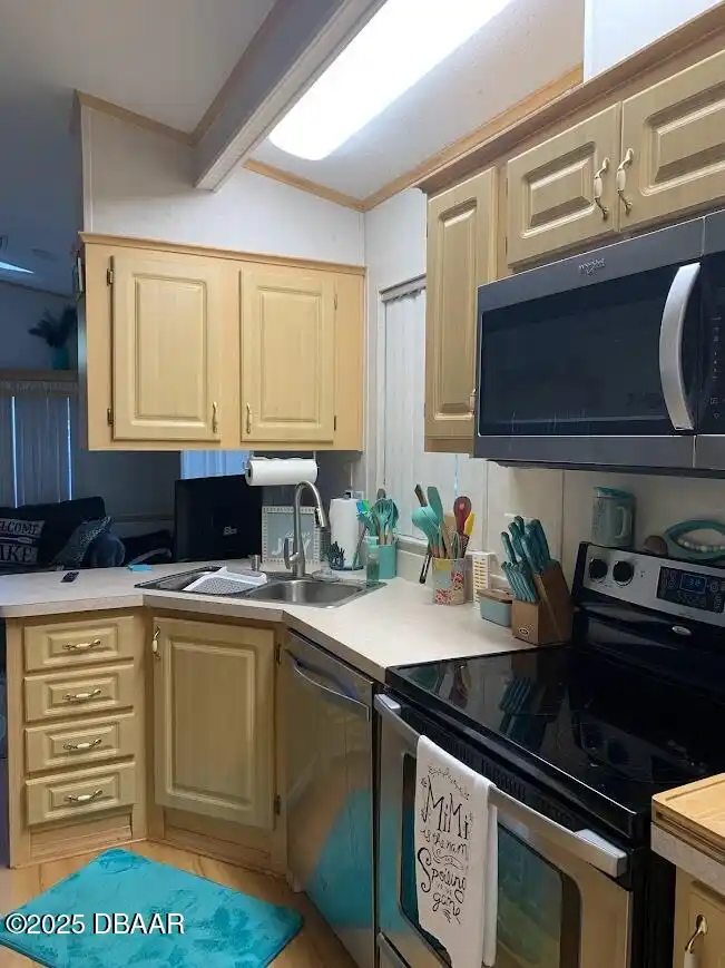 Listing Photo 18