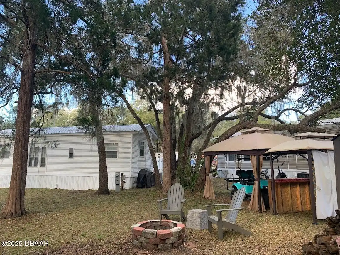 Listing Photo 12