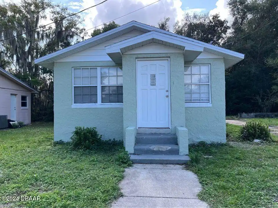 3BR, Home, 1BA, $180,000
Read More