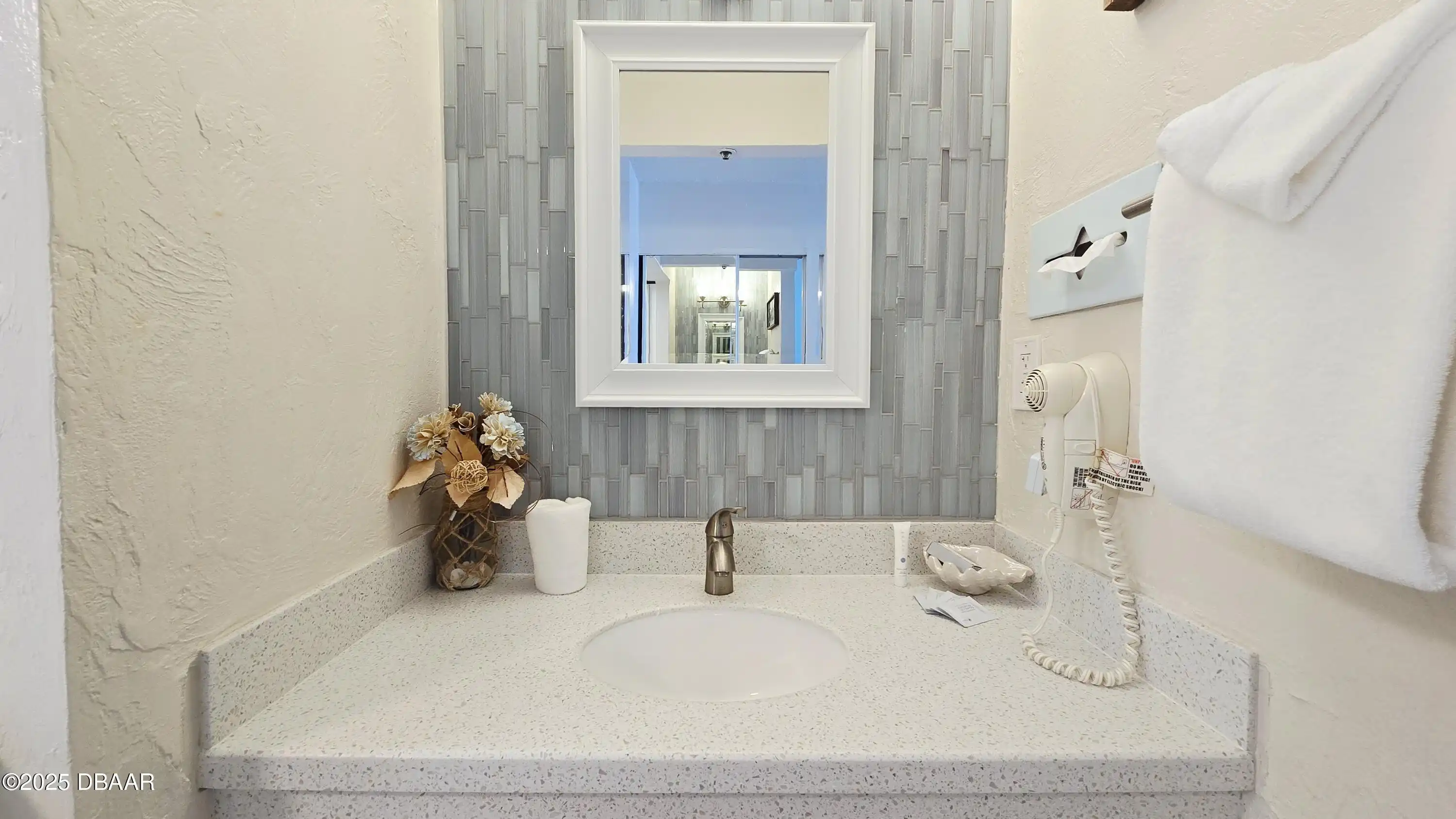 Listing Photo 24