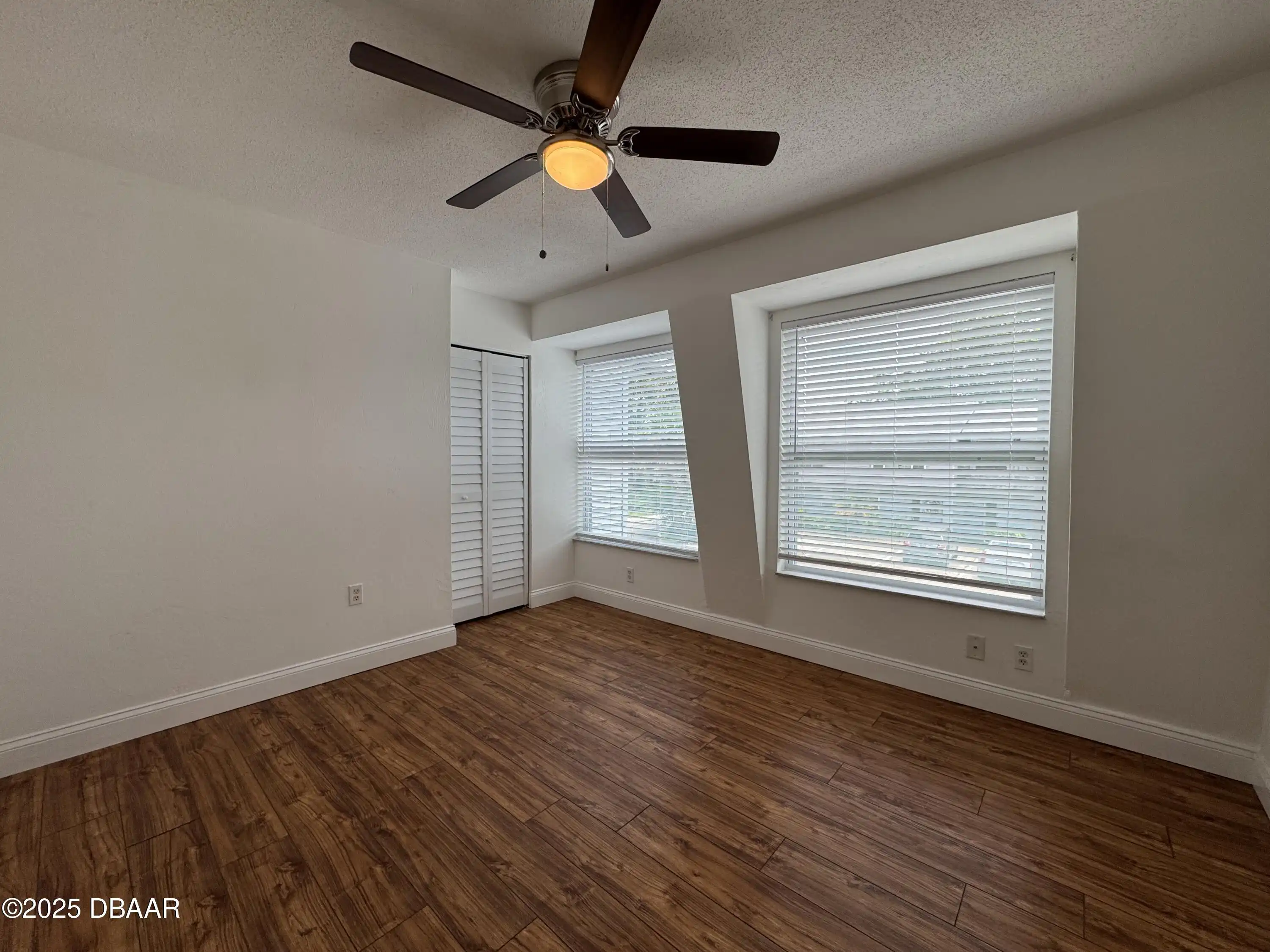 Listing Photo 33