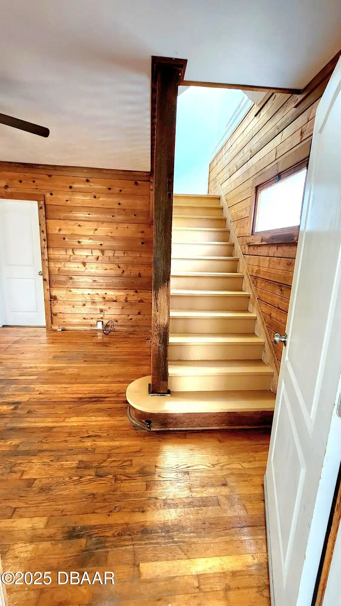 Listing Photo 11