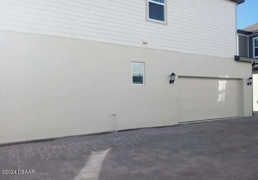 Listing Photo 11