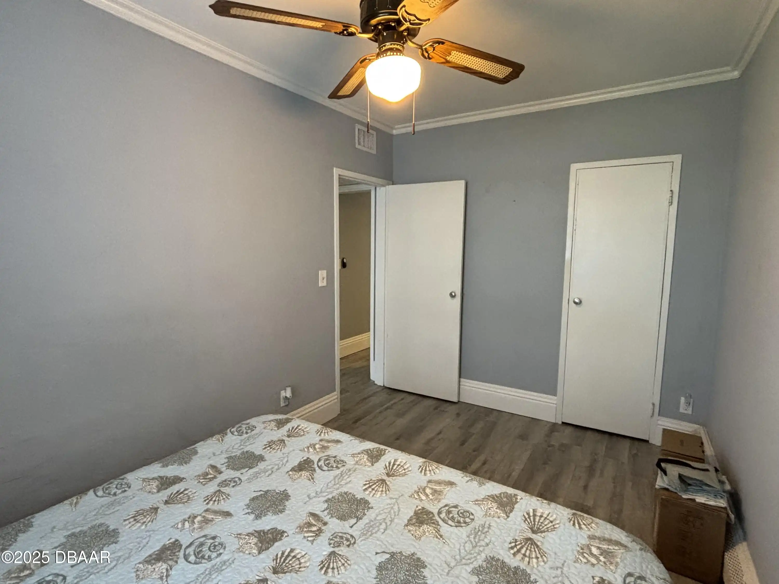 Listing Photo 11