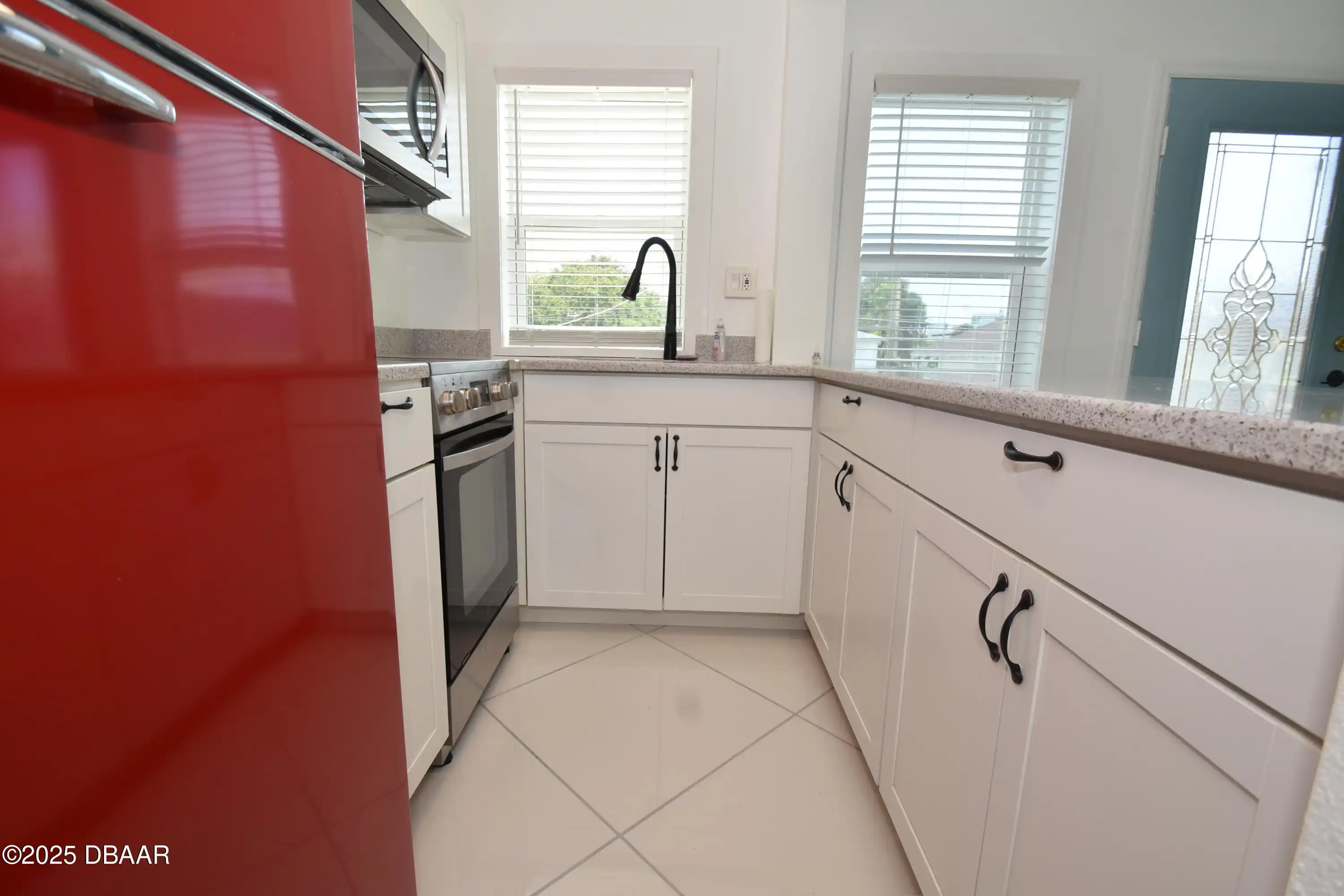 Listing Photo 9