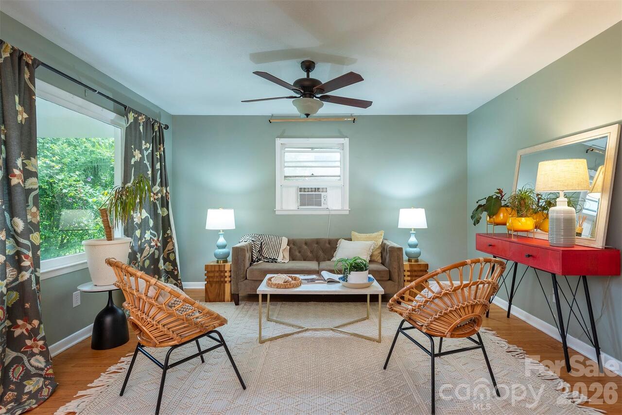 Listing Photo 5