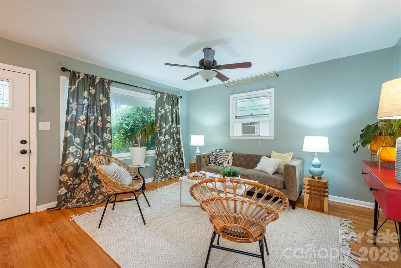 Listing Photo 6