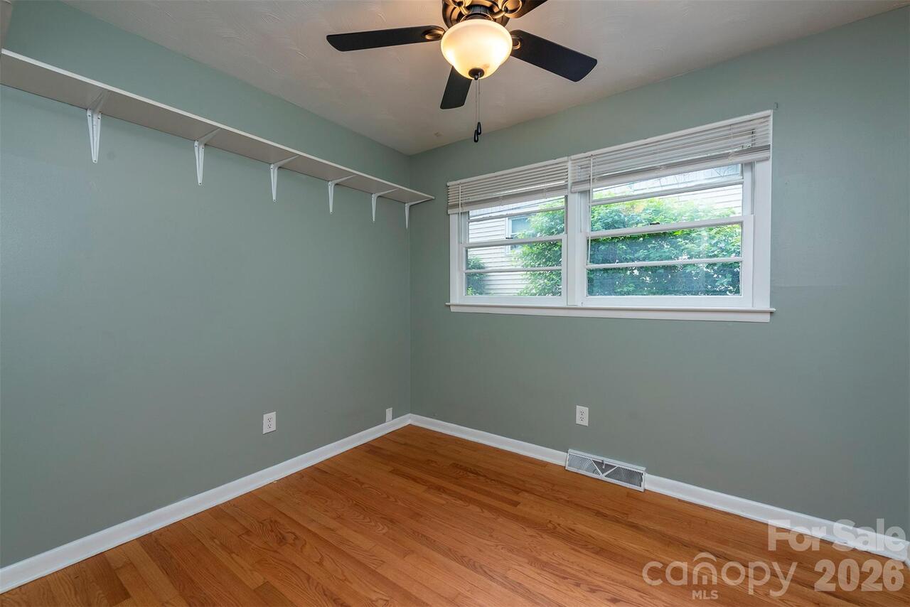 Listing Photo 21