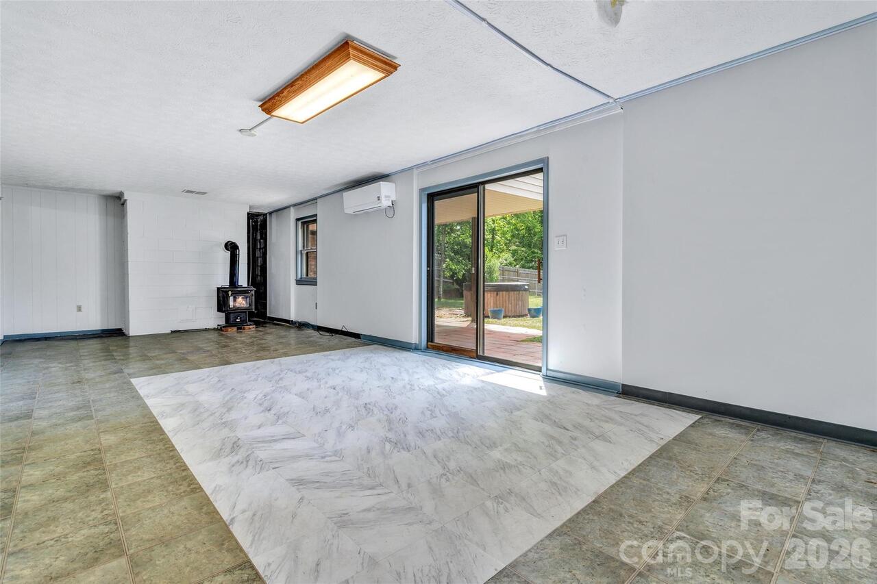 Listing Photo 41