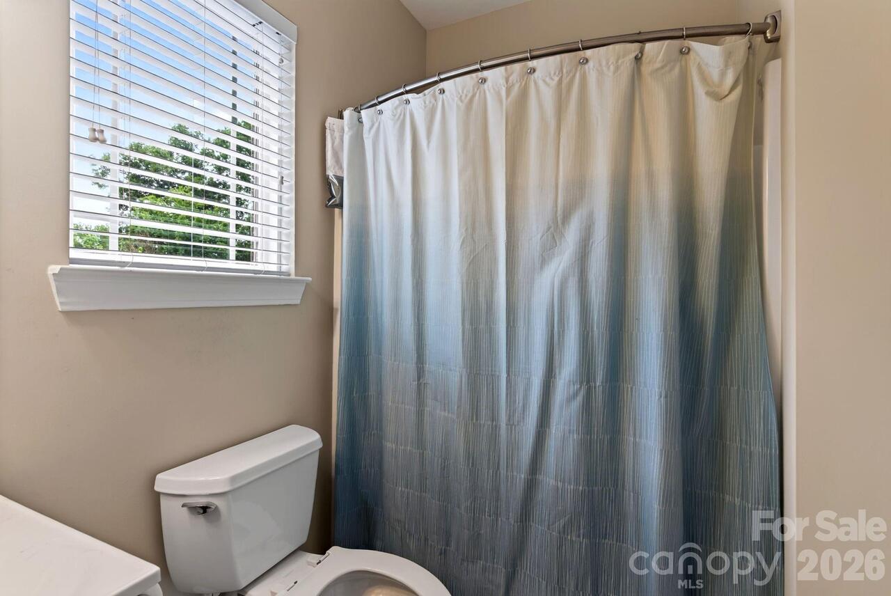 Listing Photo 32
