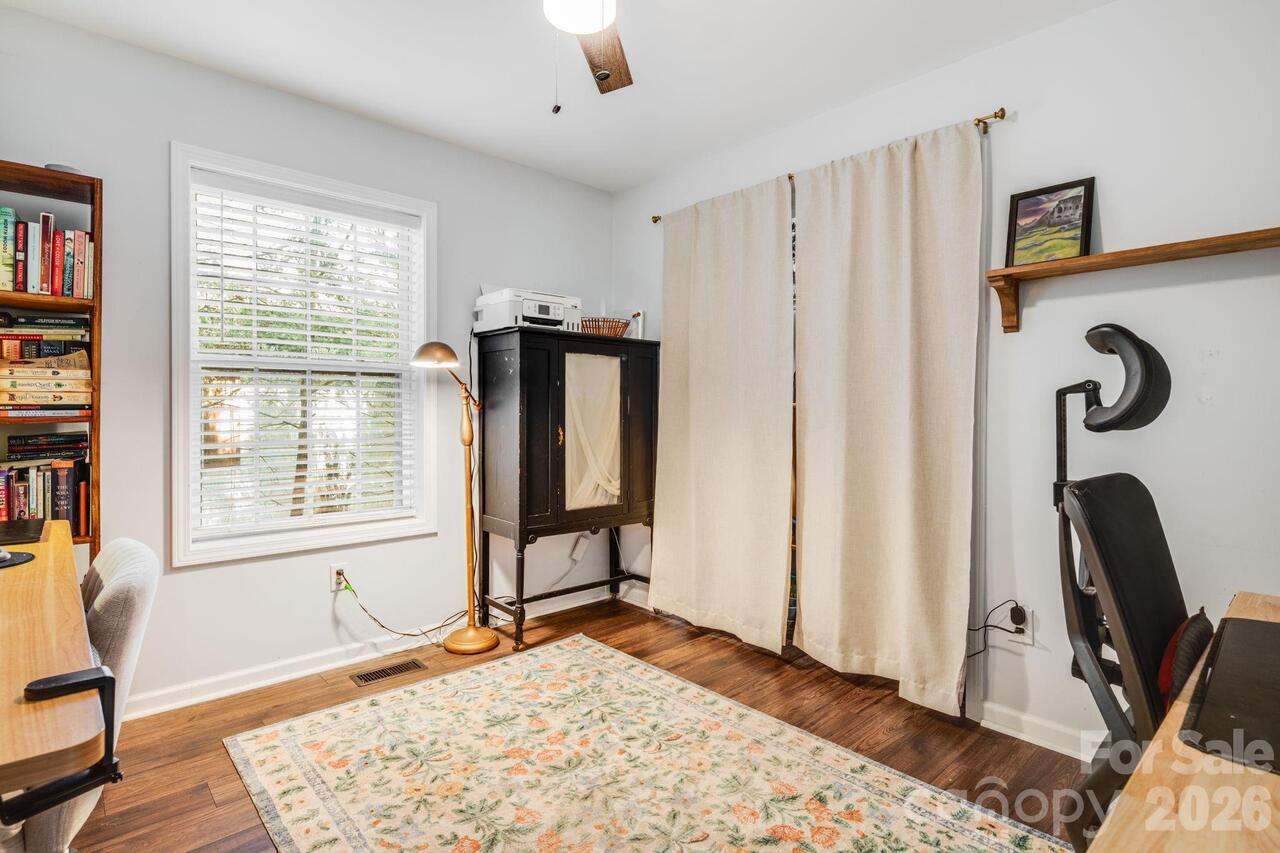 Listing Photo 21