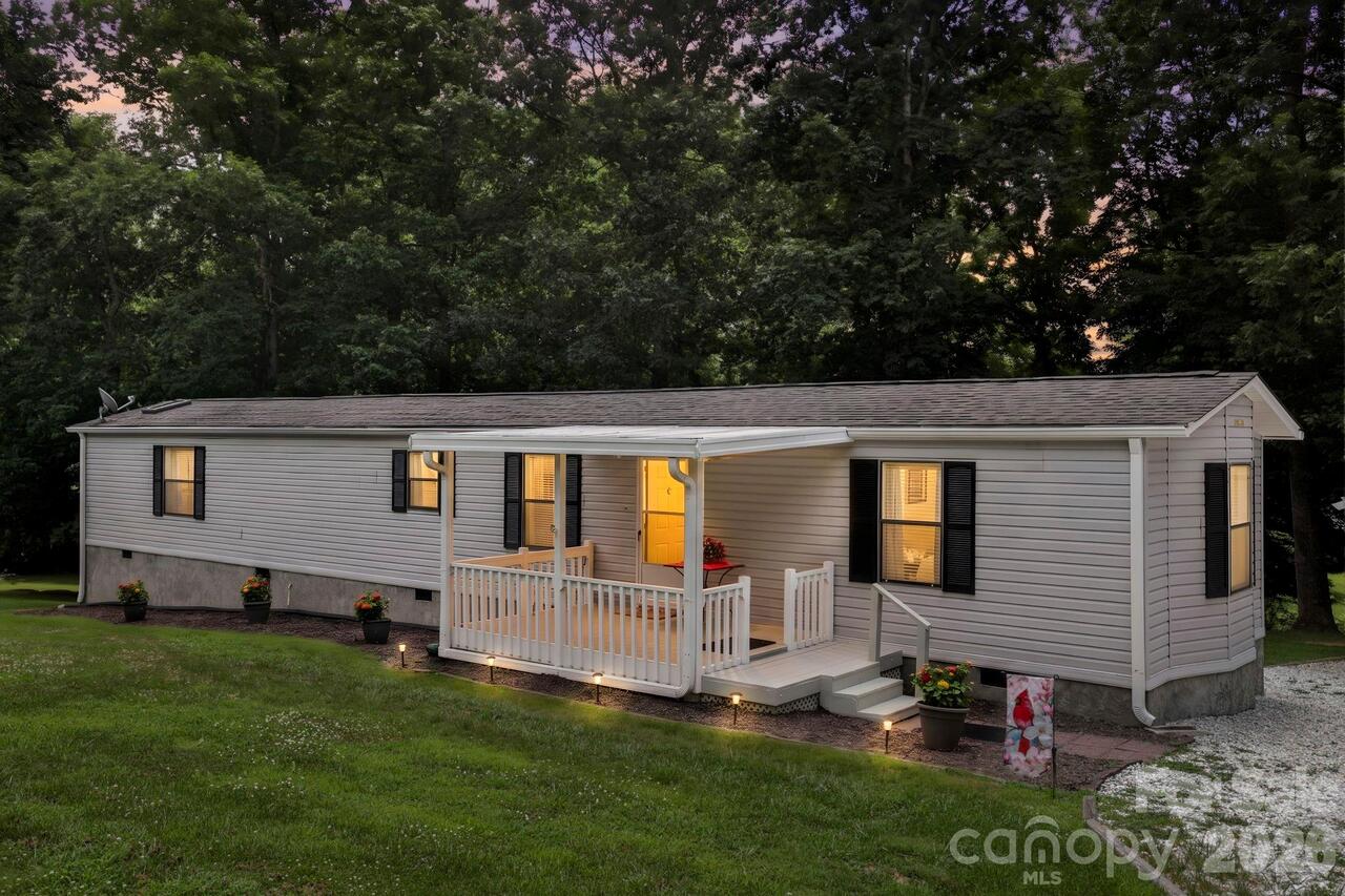 Listing Photo 17