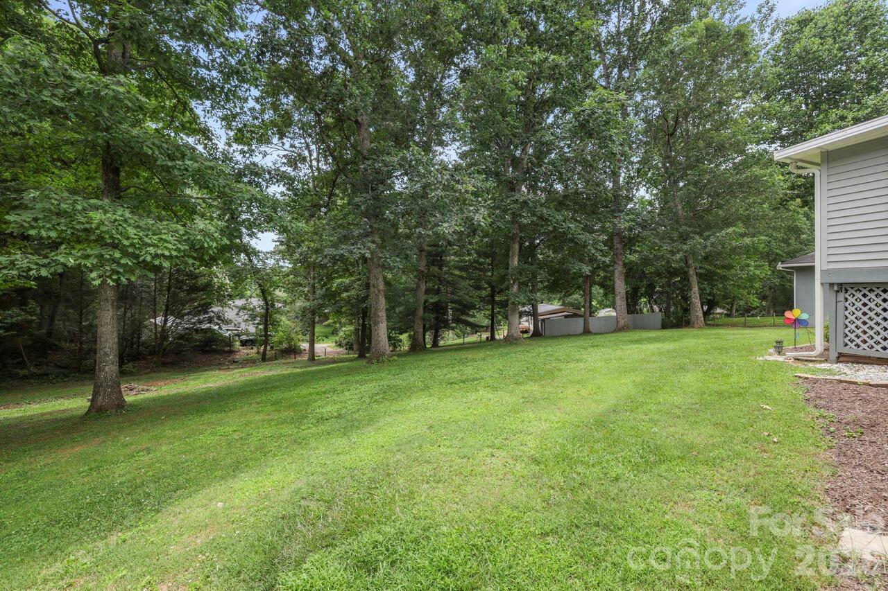 Listing Photo 15