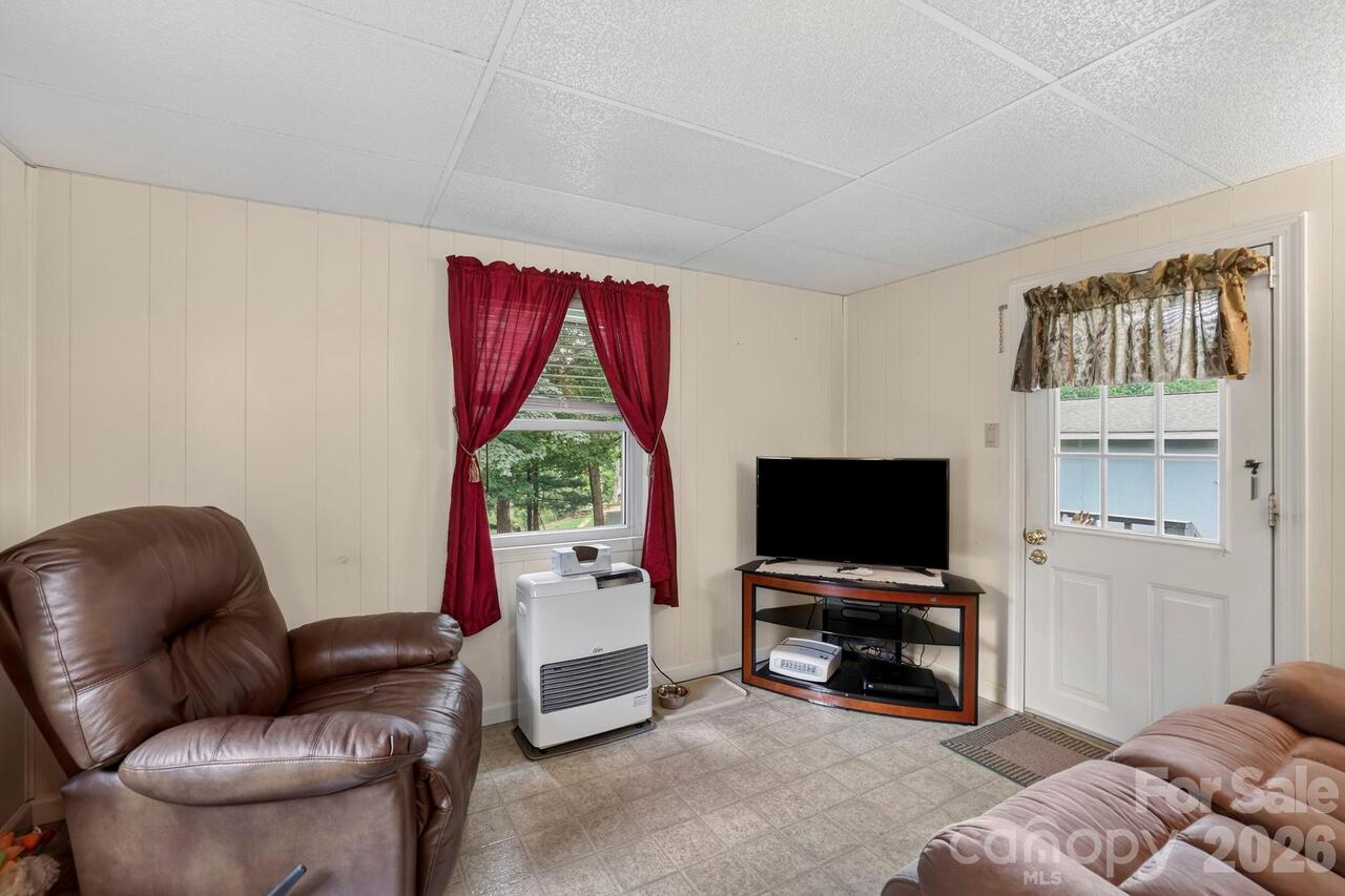 Listing Photo 33