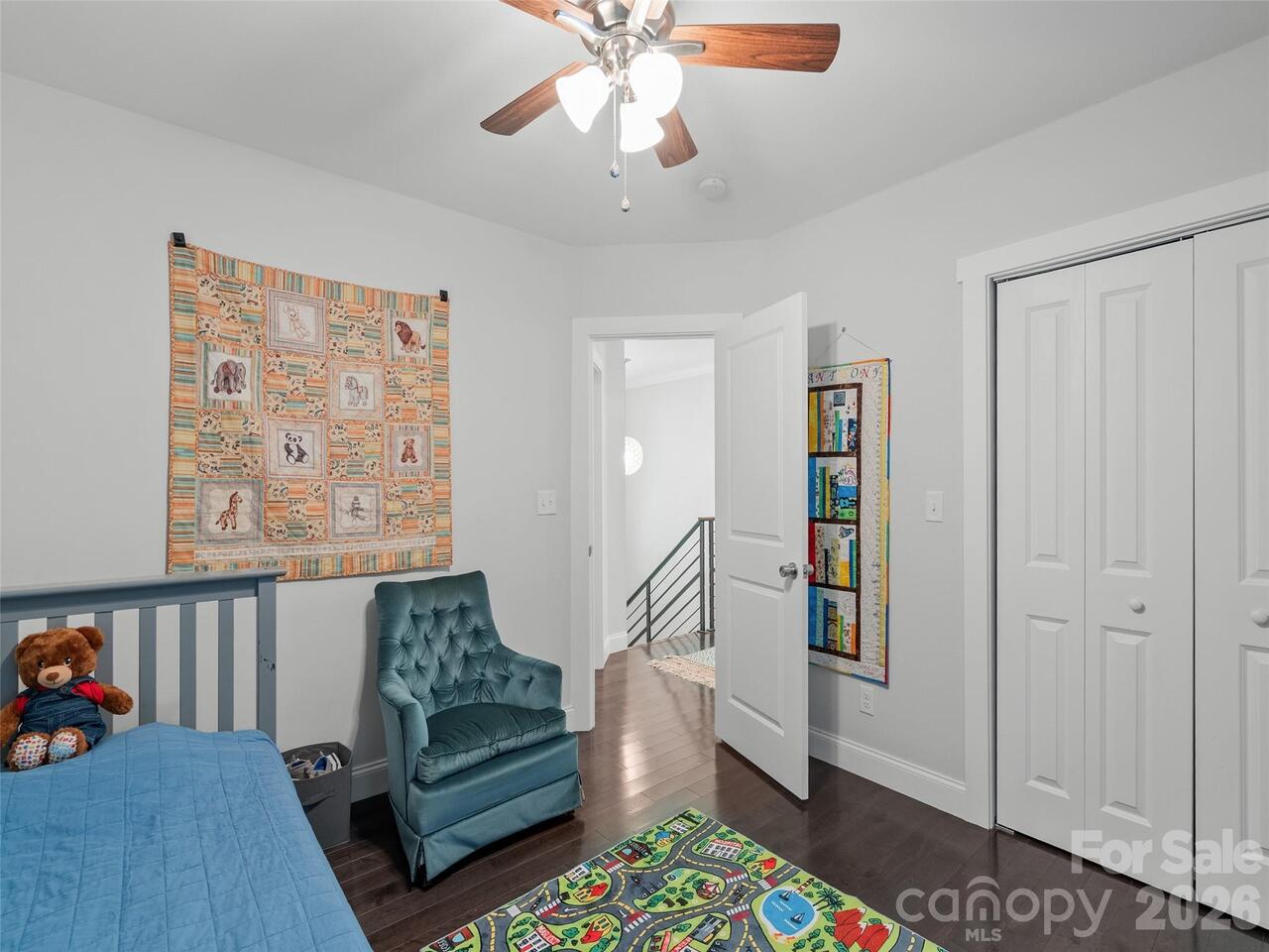 Listing Photo 12