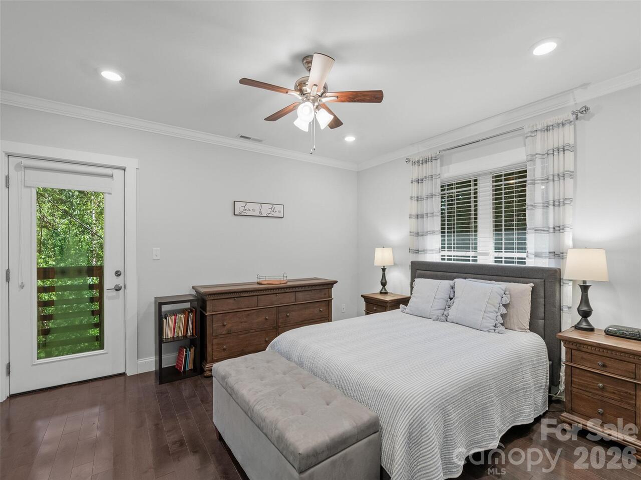 Listing Photo 16