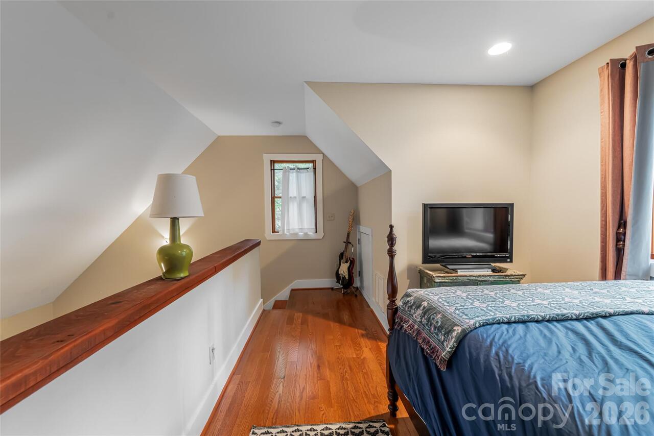 Listing Photo 47