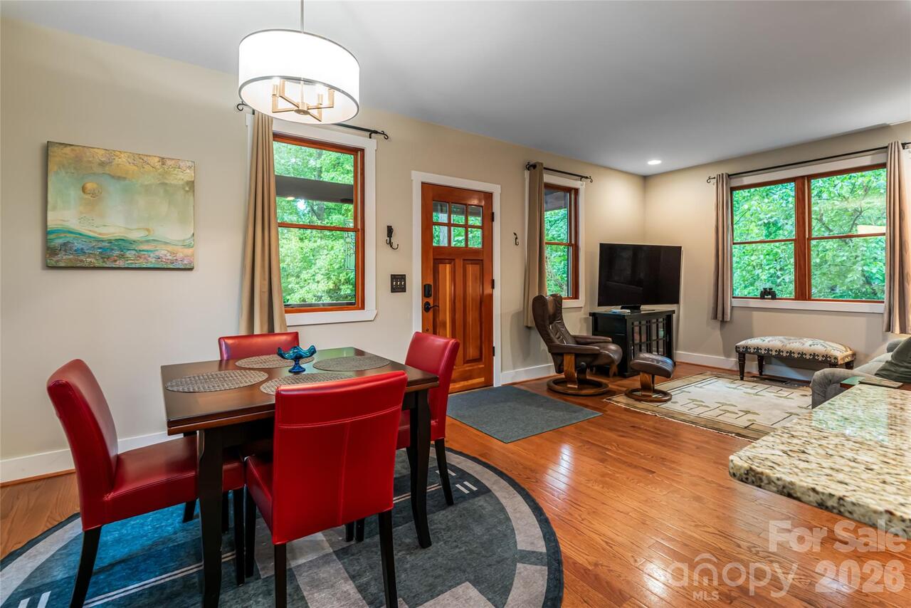 Listing Photo 15