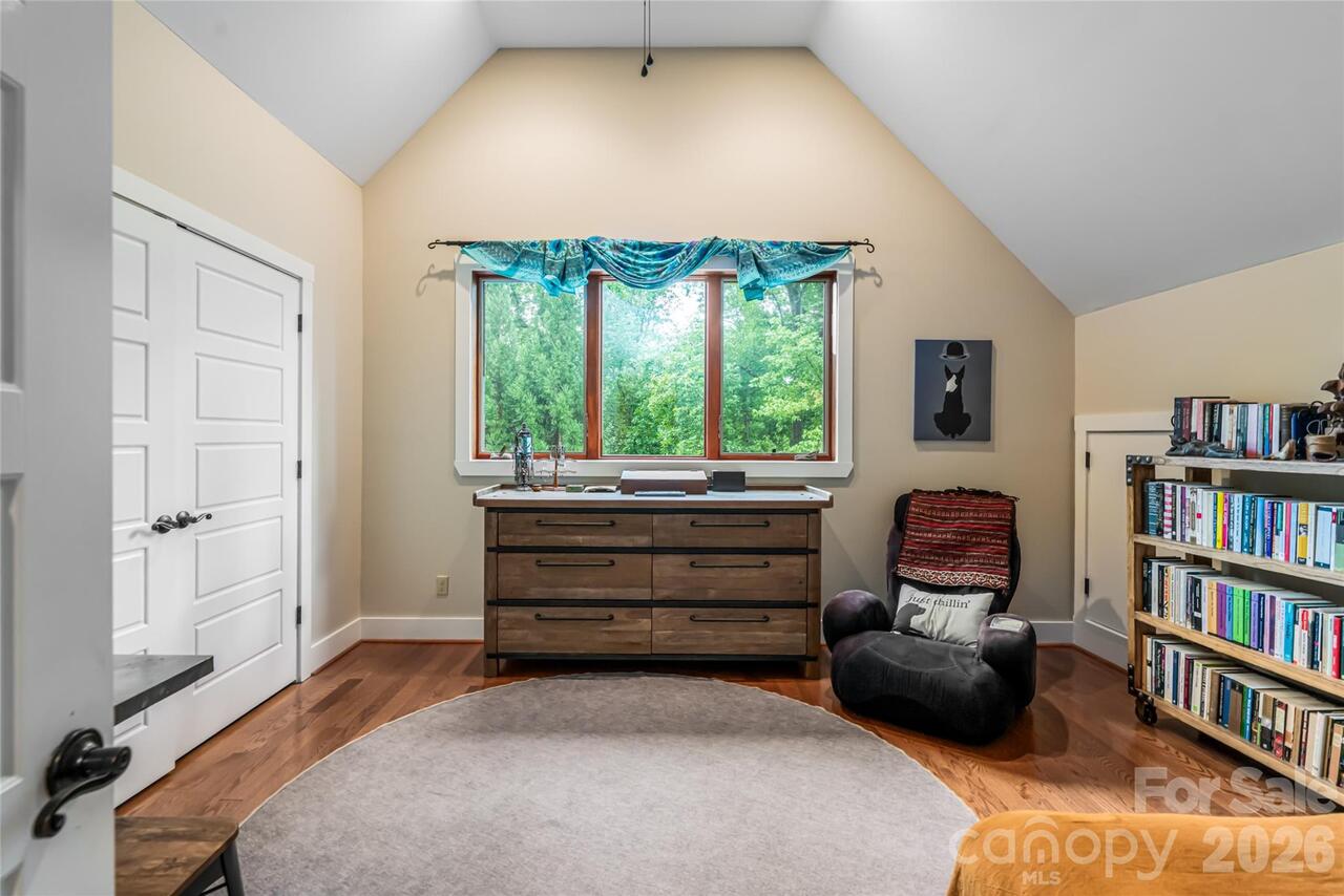 Listing Photo 27