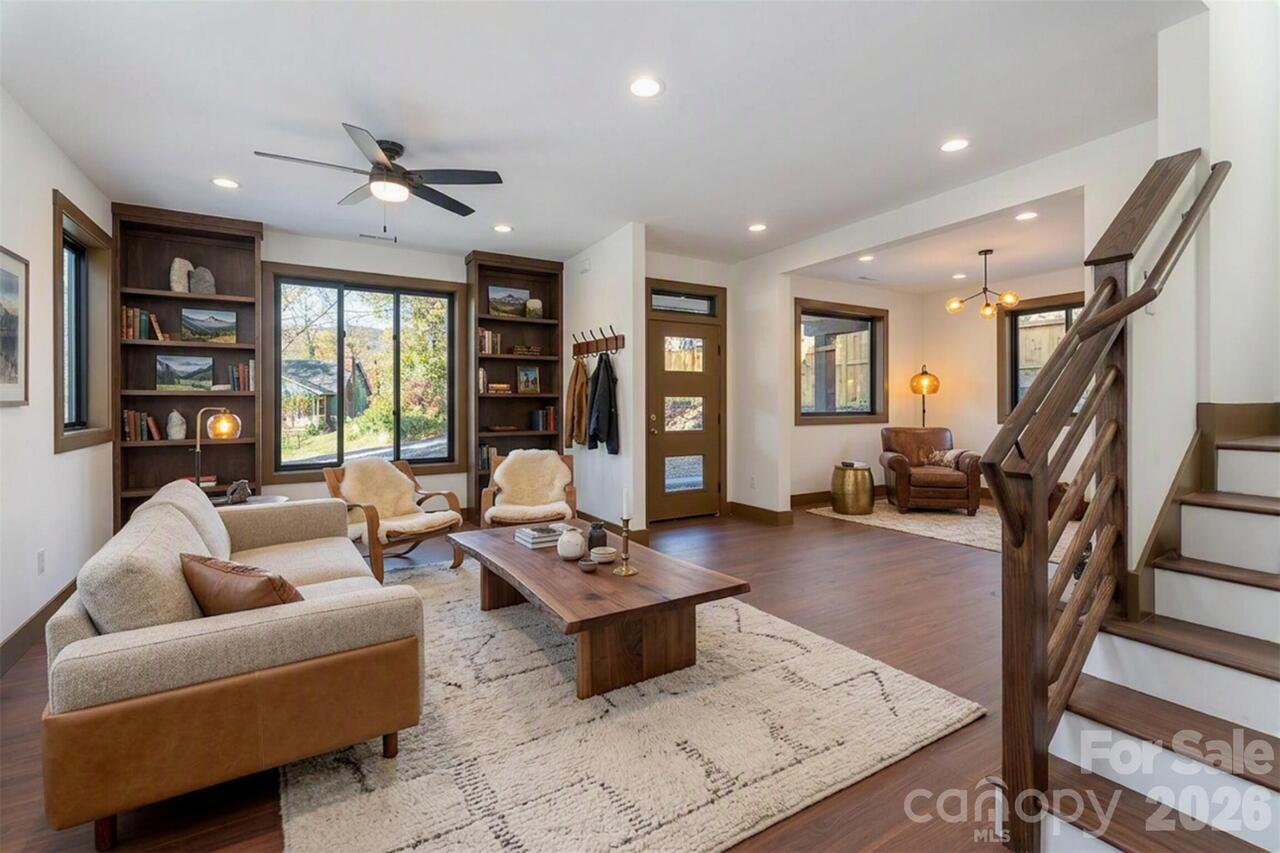 Listing Photo 7