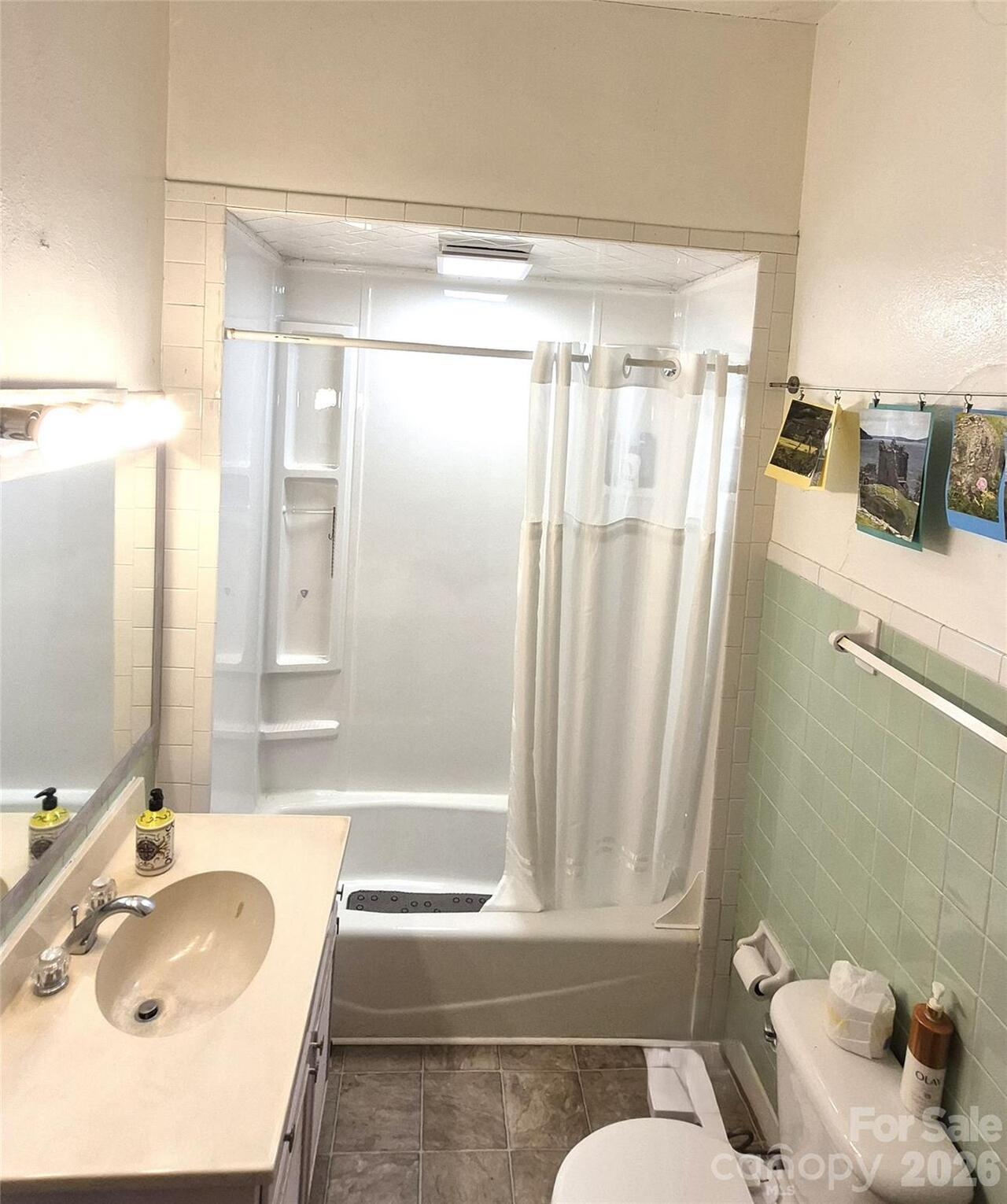 Listing Photo 10